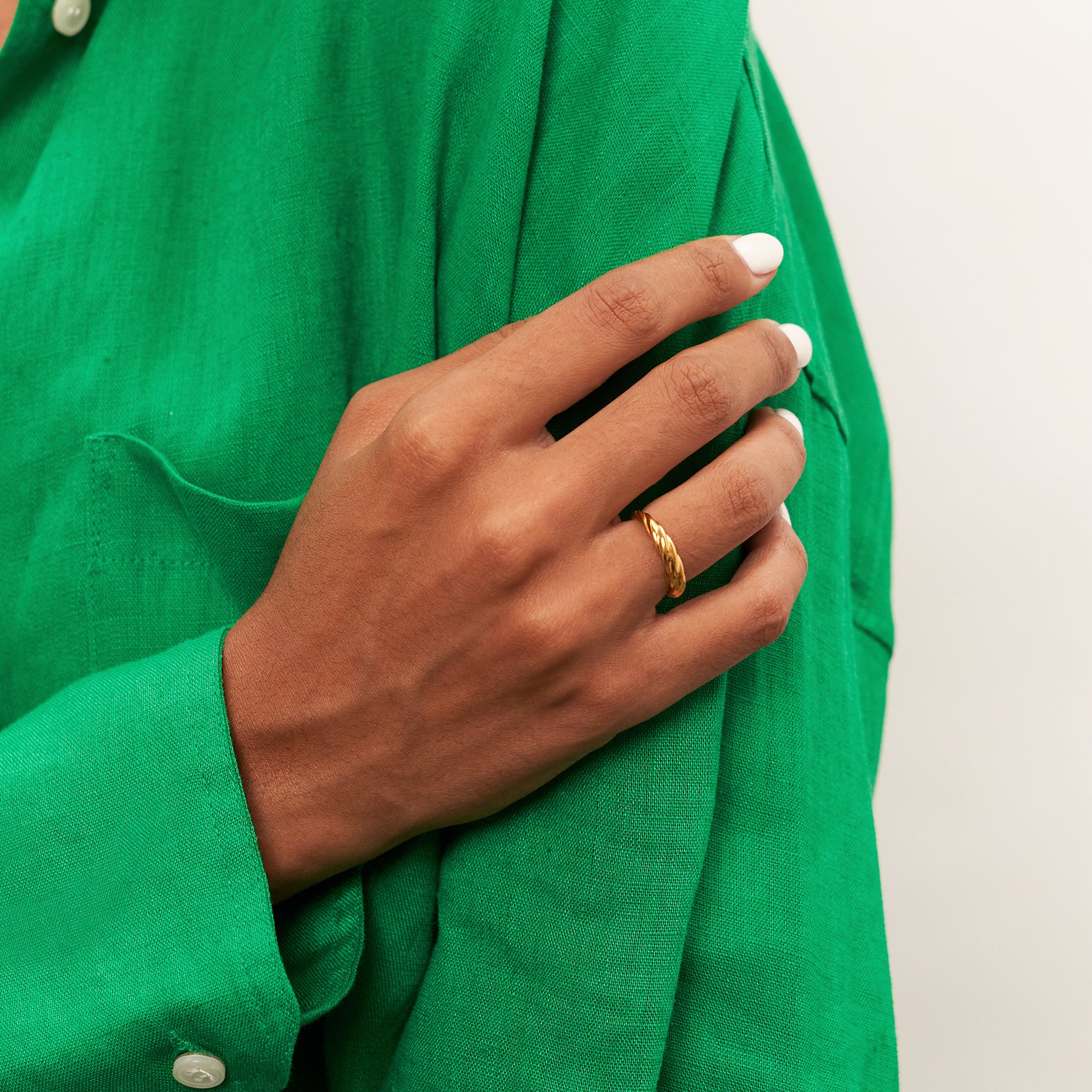 Stilnest Nest Ring 24k Gold Vermeil Größe 52