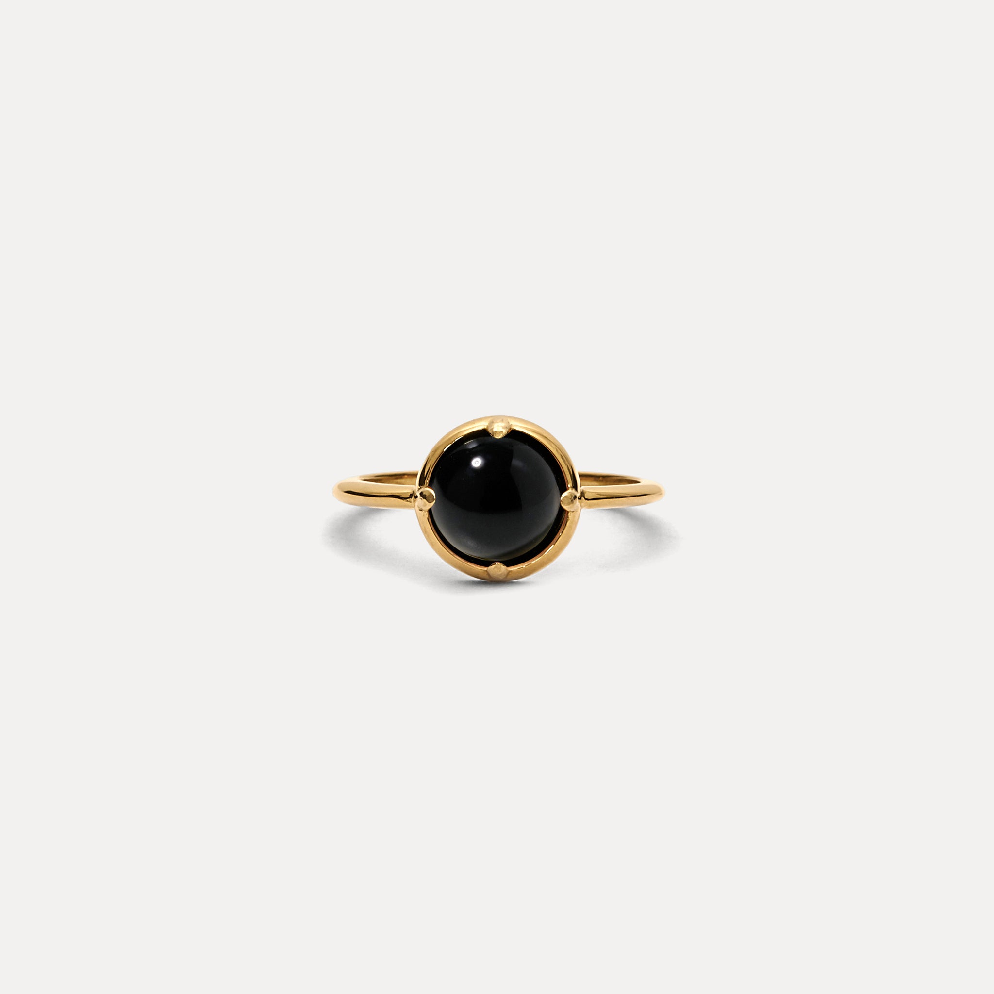 Stilnest Onyx Instants of Strength Ring Gold 52