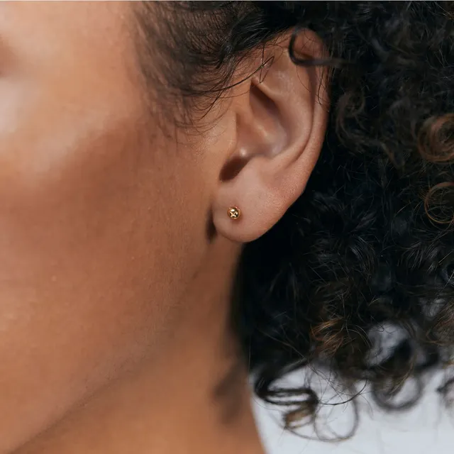 Stilnest Babe Ohrstecker 585 Gold Sternkugel 4mm