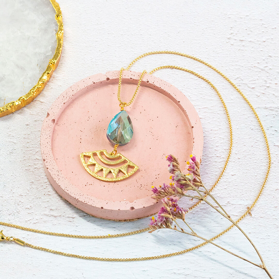 JOY Andromeda Halskette Gold Lang Tropfen Kristall