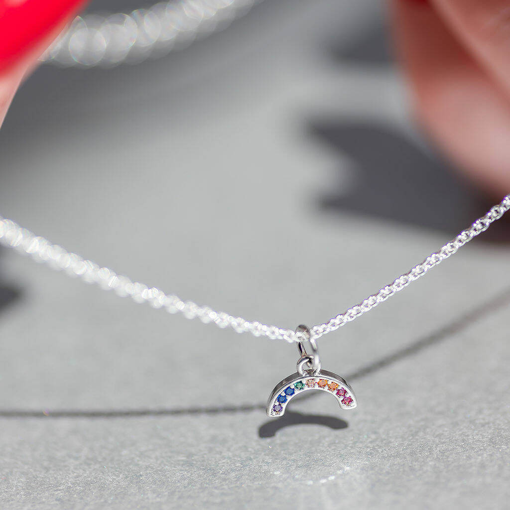 Joy by Corrine Smith Rainbow Arc Halskette Gold Zirkonia
