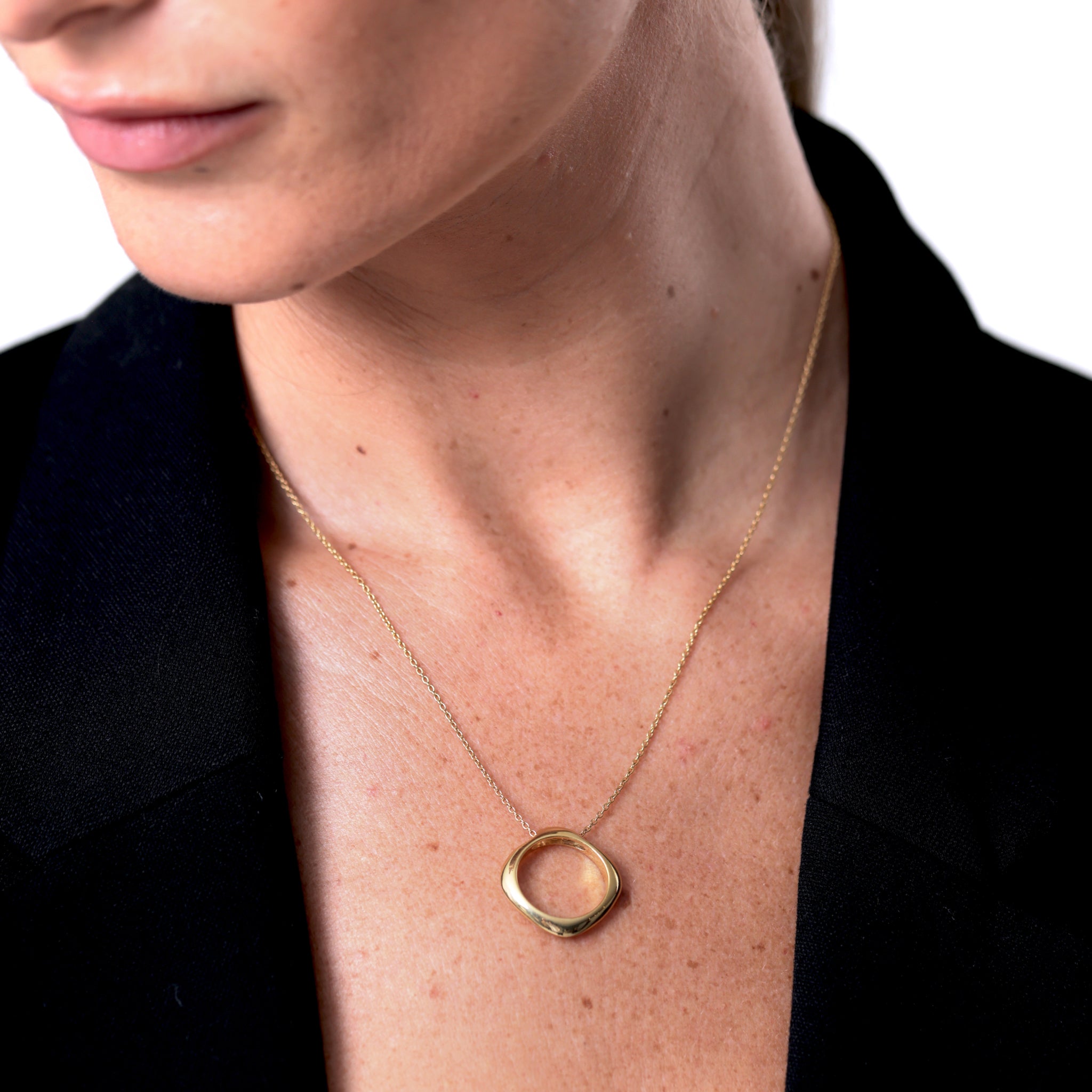 Stilnest Contour Ring Anhänger Gold Vermeil skulptural