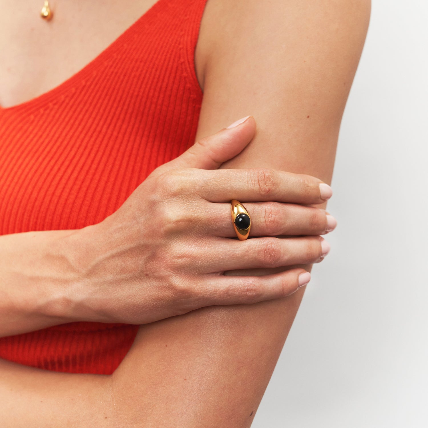 Stilnest Eden Pea Ring Onyx 585 Gold 14k Massivgold 52