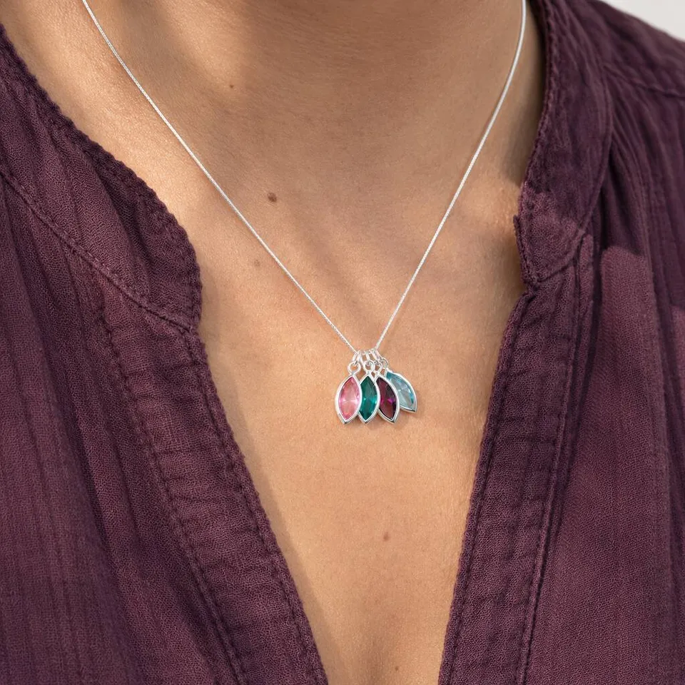 Joy by Corrine Smith Family Marquise Geburtsstein Halskette Silber