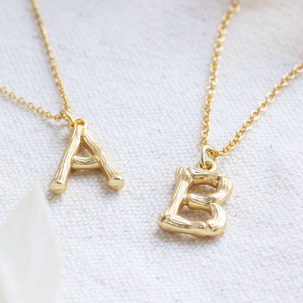 Joy by Corrine Smith Bamboo Initial Halskette Gold