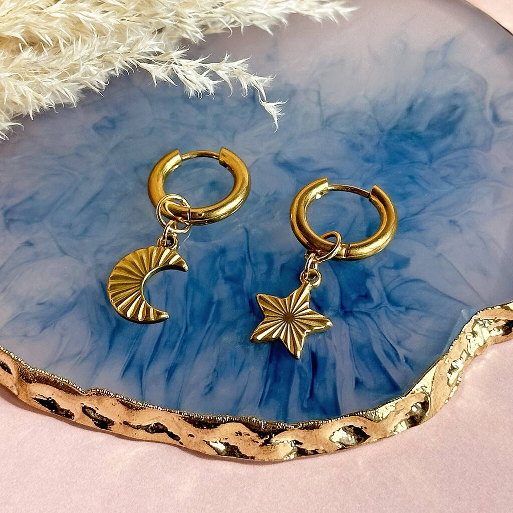 Joy by Corrine Smith Moon Star Huggie Creolen Gold 1,5cm