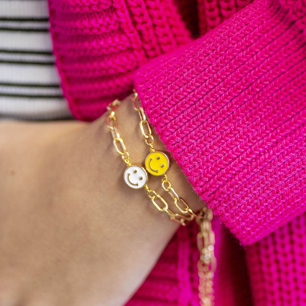 Joy by Corrine Smith Smiley Face Armband Gold Emaille