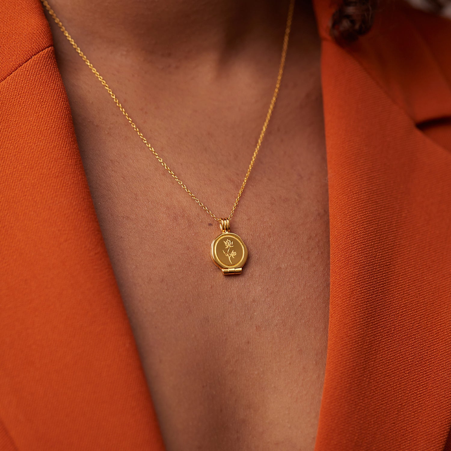 Stilnest Floral Seal Medaillon Kette 585 Gold 45cm