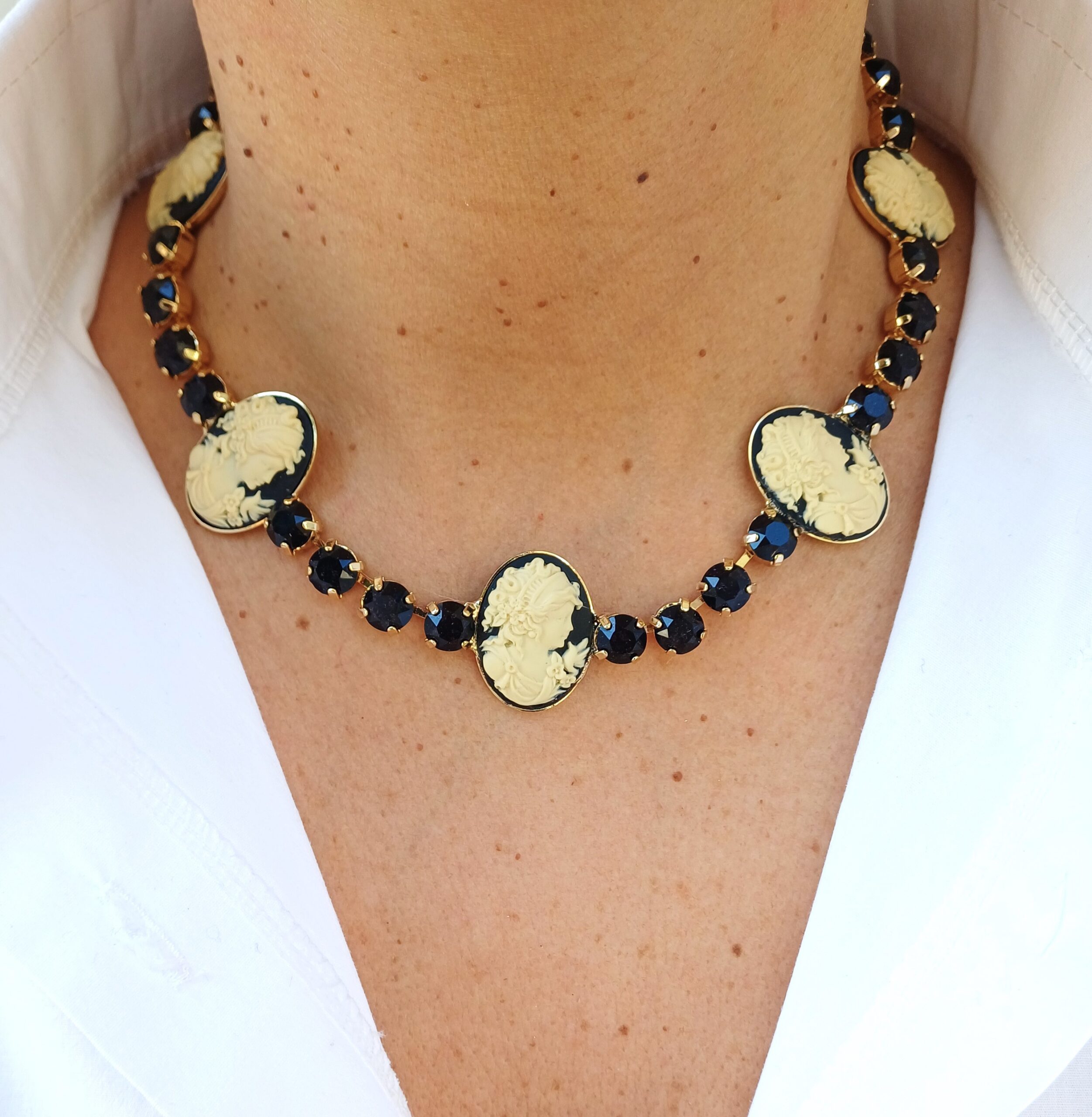 Alevá Bijoux Sissi Black Lady Halskette Gold