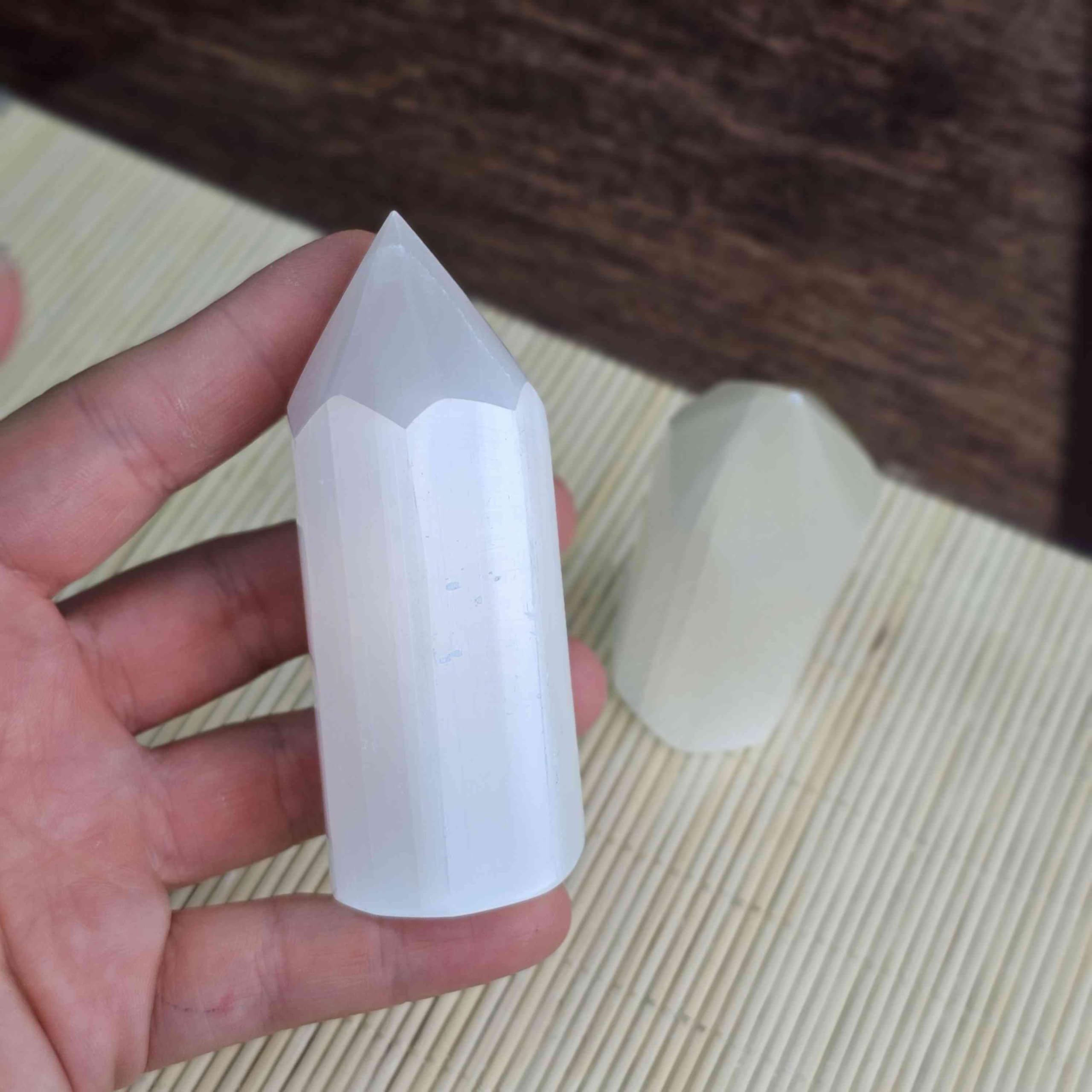 NKlaus HEALING CRYSTALS Selenit-Spitze 9x3 cm 1 Stück