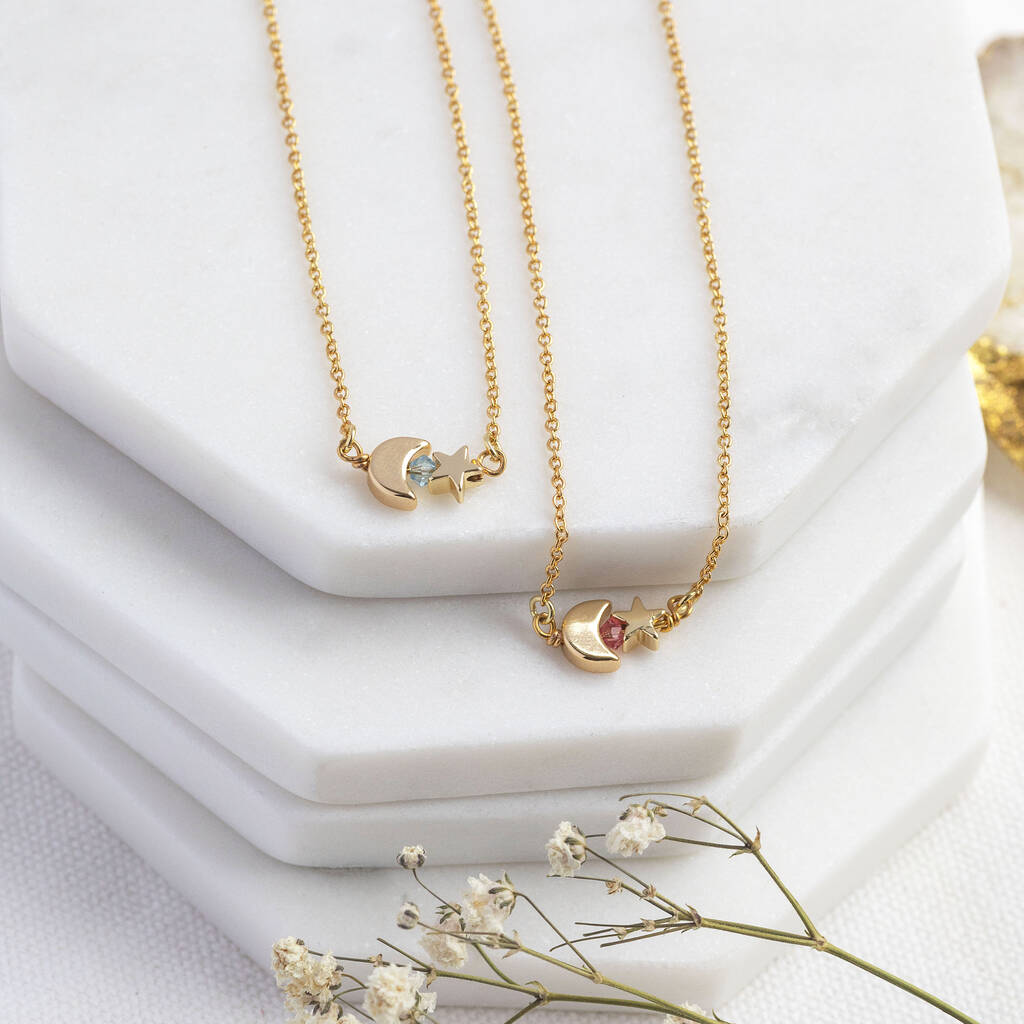 Joy by Corrine Smith Tiny Moon Star Halskette Gold Geburtsstein