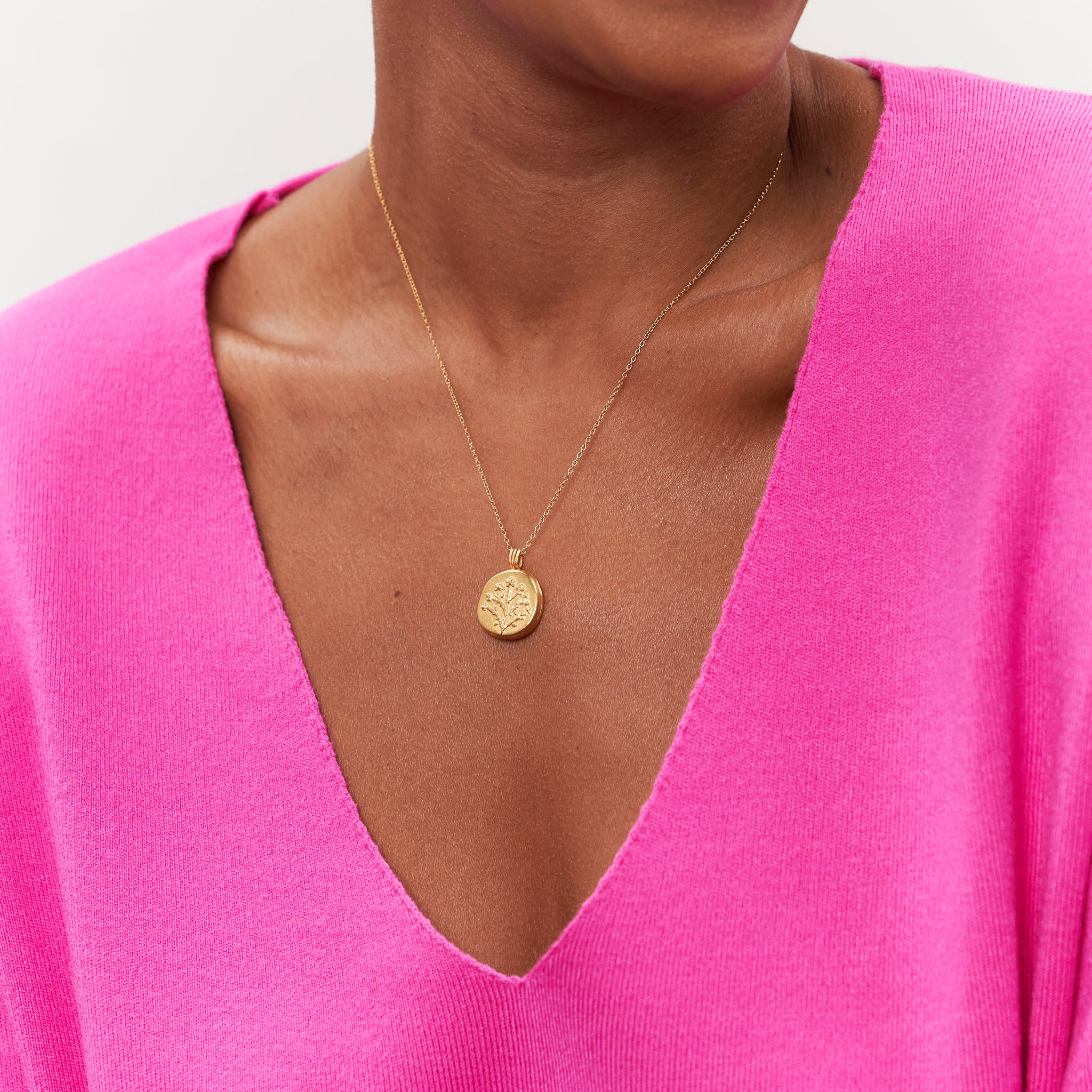 Stilnest Floral Medaillon Anhänger 585 Gold 14k für Foto