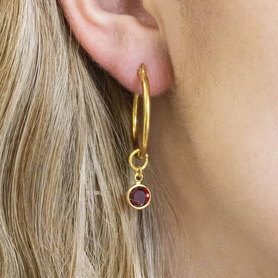 Joy by Corrine Smith July Ruby Birthstone Creolen vergoldet