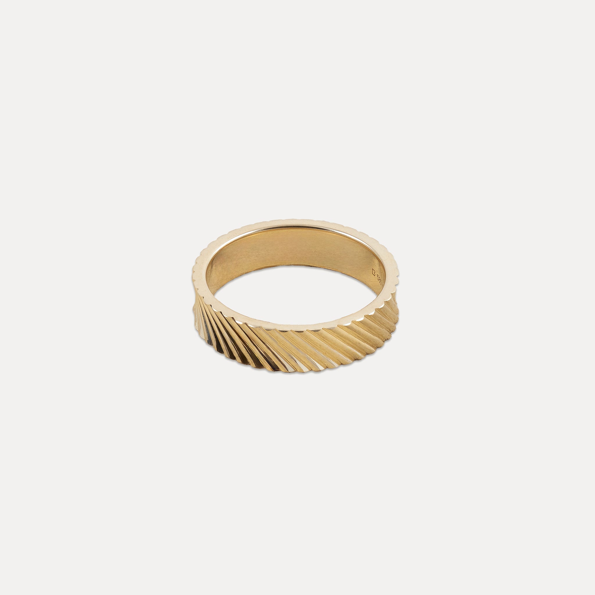 Stilnest Wide Fanned Fair Band Ring 585 Gold 52