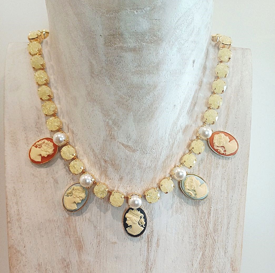 Alevá Bijoux Collane Katia Halskette Gold Kamee 40 cm