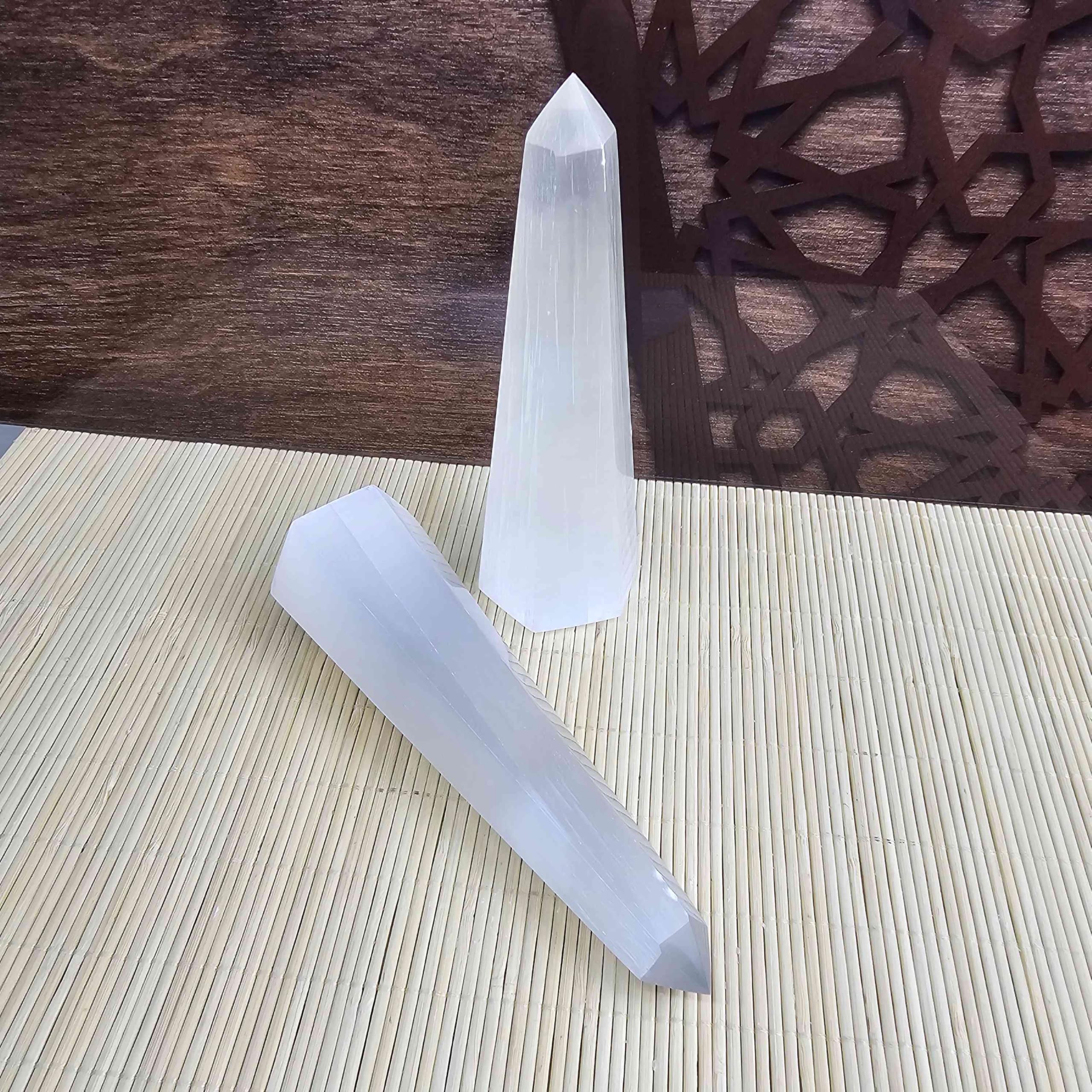 NKlaus Healing Crystals Selenit Obelisk Turm 14 cm Heilstein sechseckig
