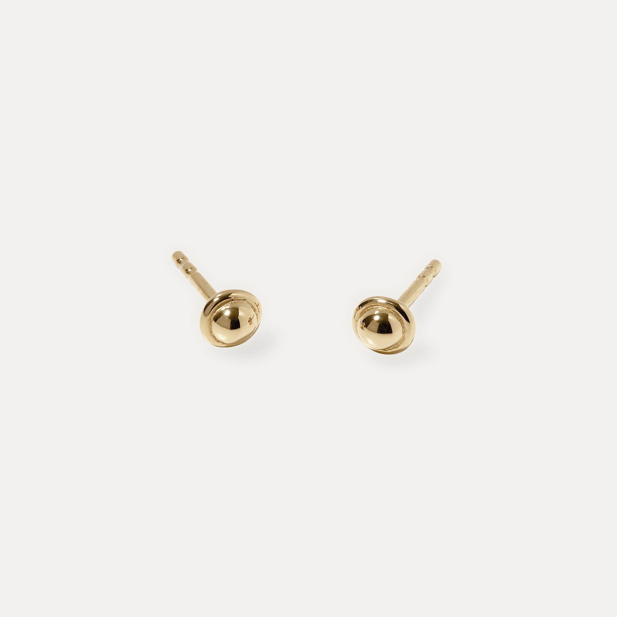 Stilnest Fluid Ohrstecker 585 Gold organisch 4,7mm