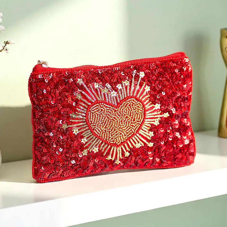 Joy by Corrine Smith Herz Beutel Rot Pailletten Initiale Gold