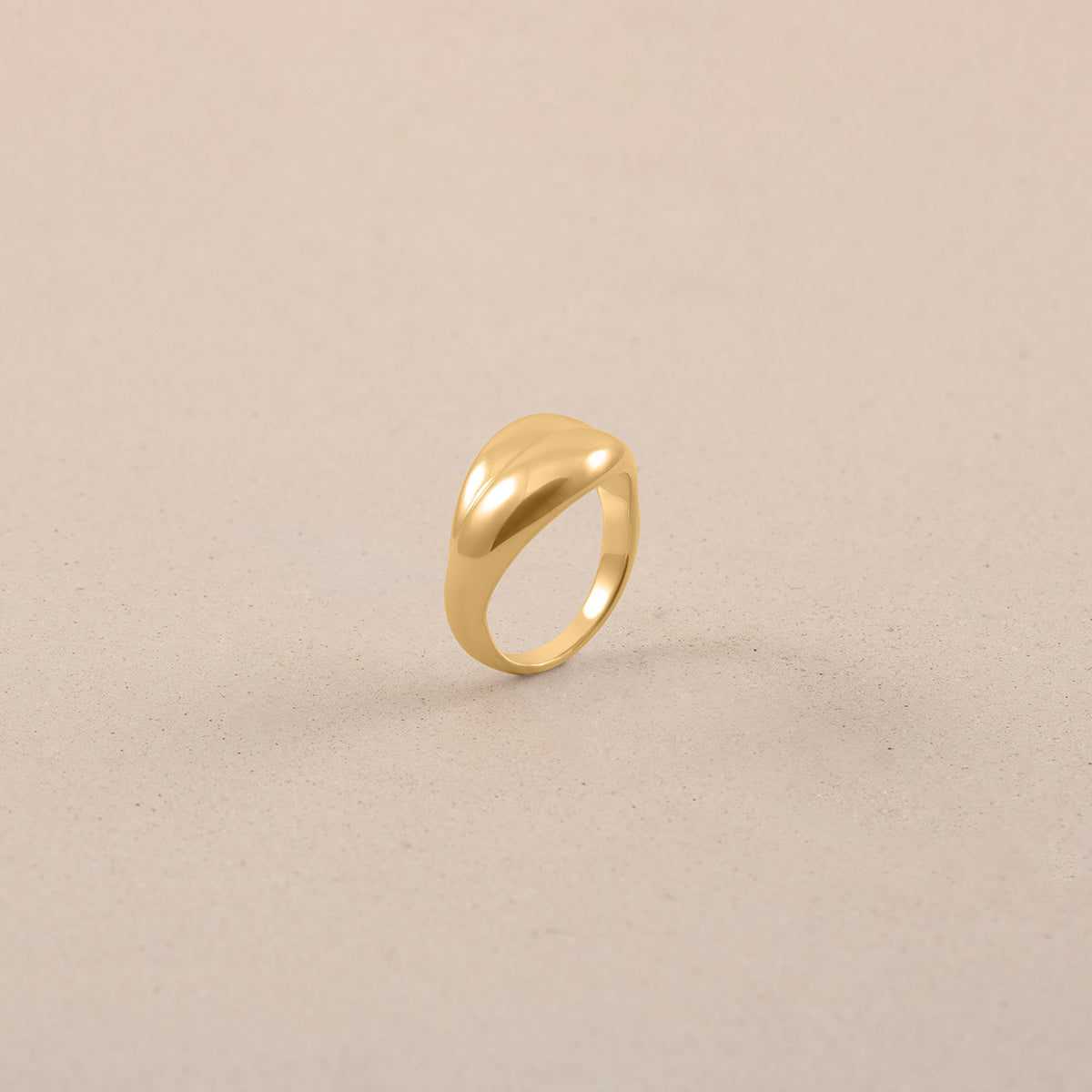 Stilnest Hug Ring Statementring Gold Vermeil 56