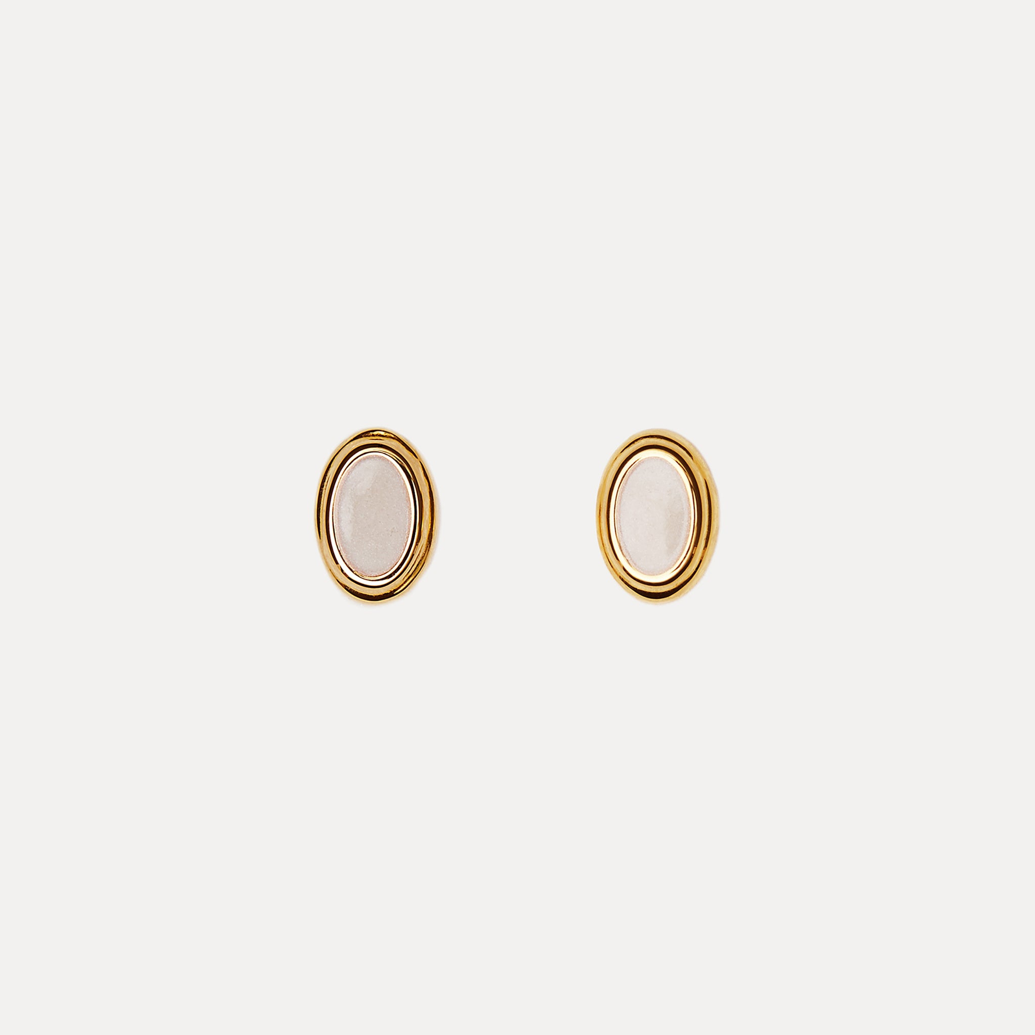 Stilnest Enamel Ohrstecker Perlenweiß 24k Gold Vermeil