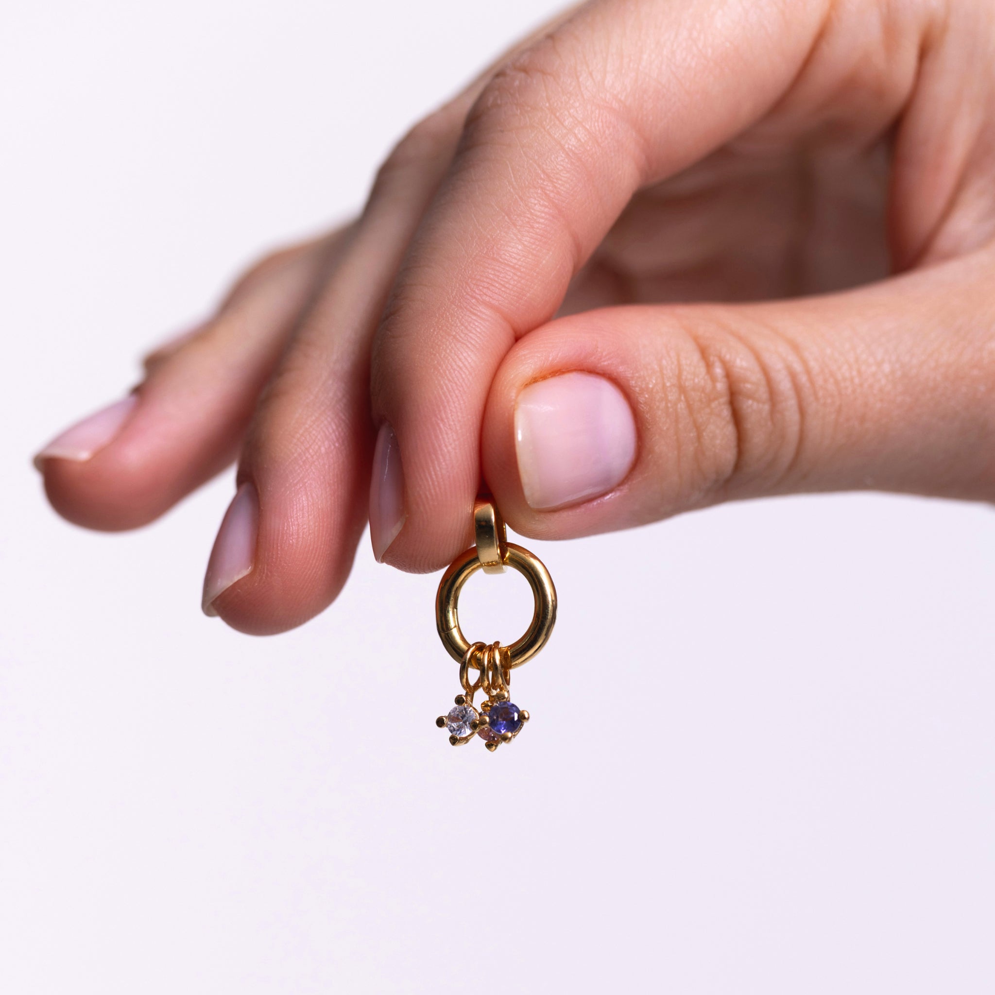 Stilnest Minimalist Birthstone Charm Anhänger Gold Januar