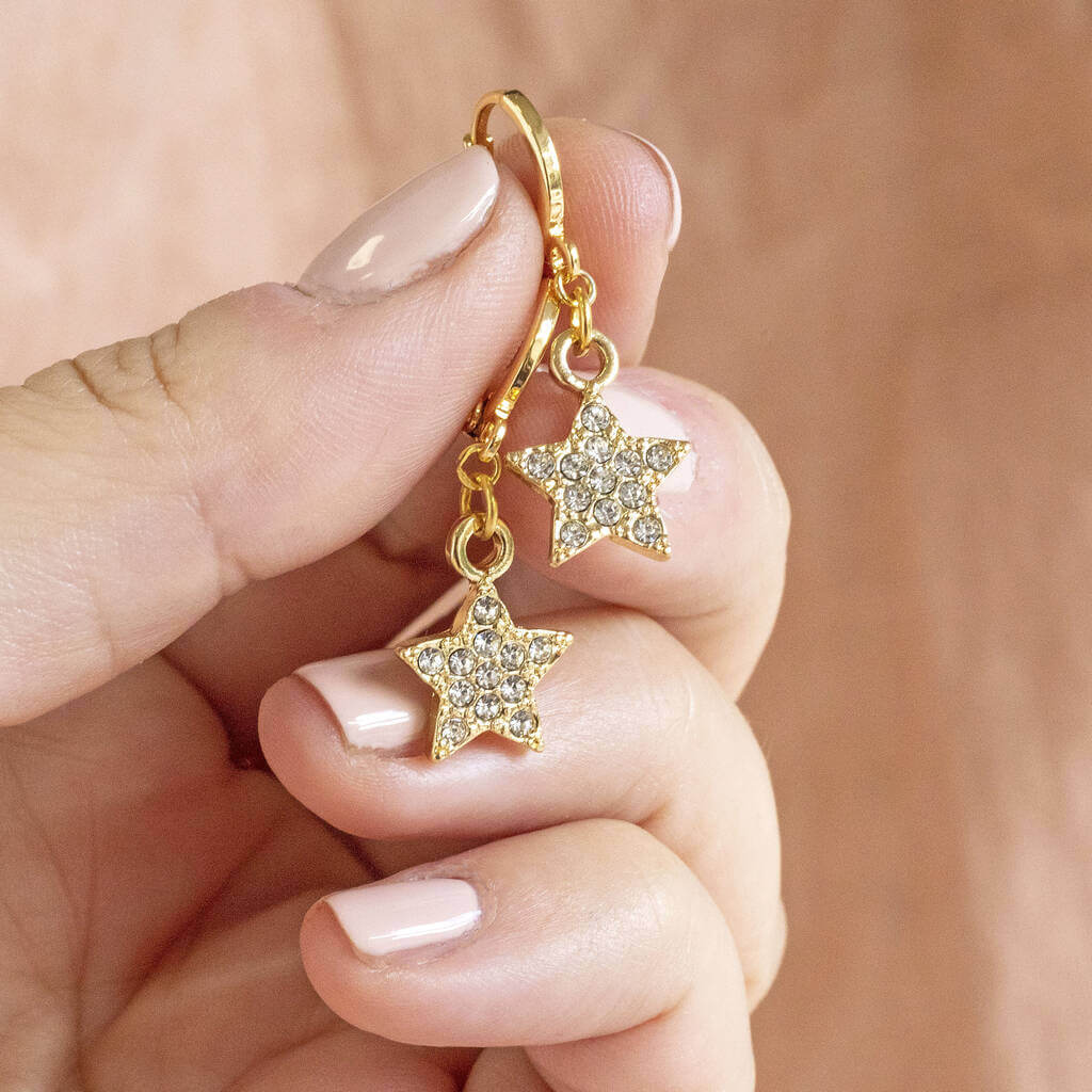 Joy by Corrine Smith Crystal Star Huggie Ohrringe Gold Kristall