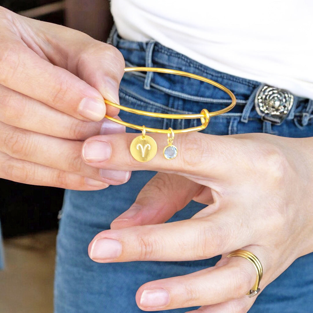 Joy by Corrine Smith Zodiac Birthstone Armreif Gold Kristall