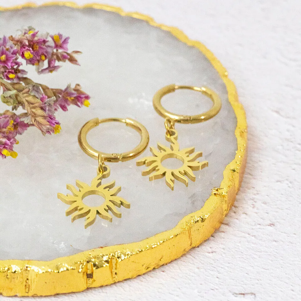 Joy by Corrine Smith Helios Sun Charm Creolen Gold limitiert