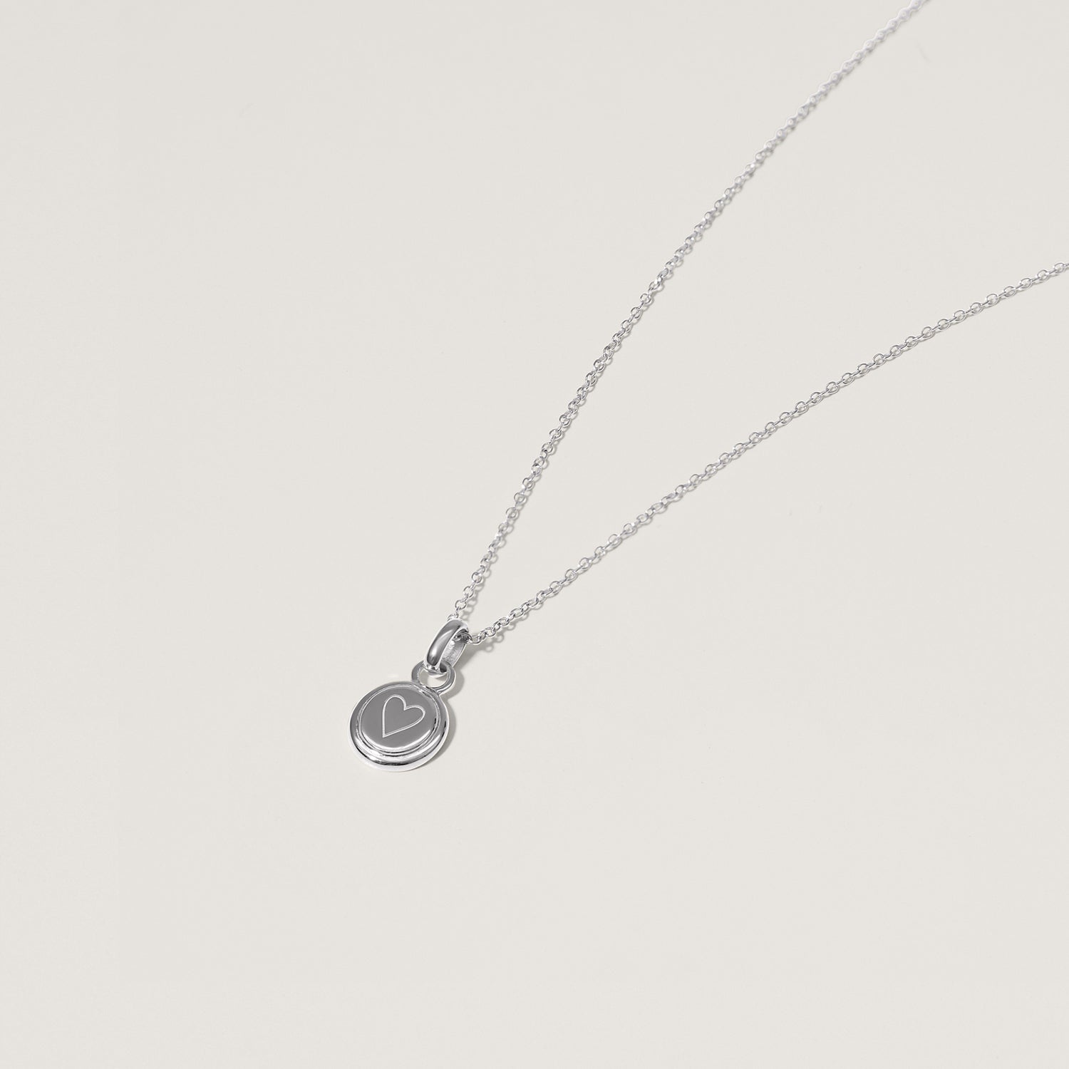 Stilnest Necklaces Emblem Kette Gold Vermeil 45cm gravierbar