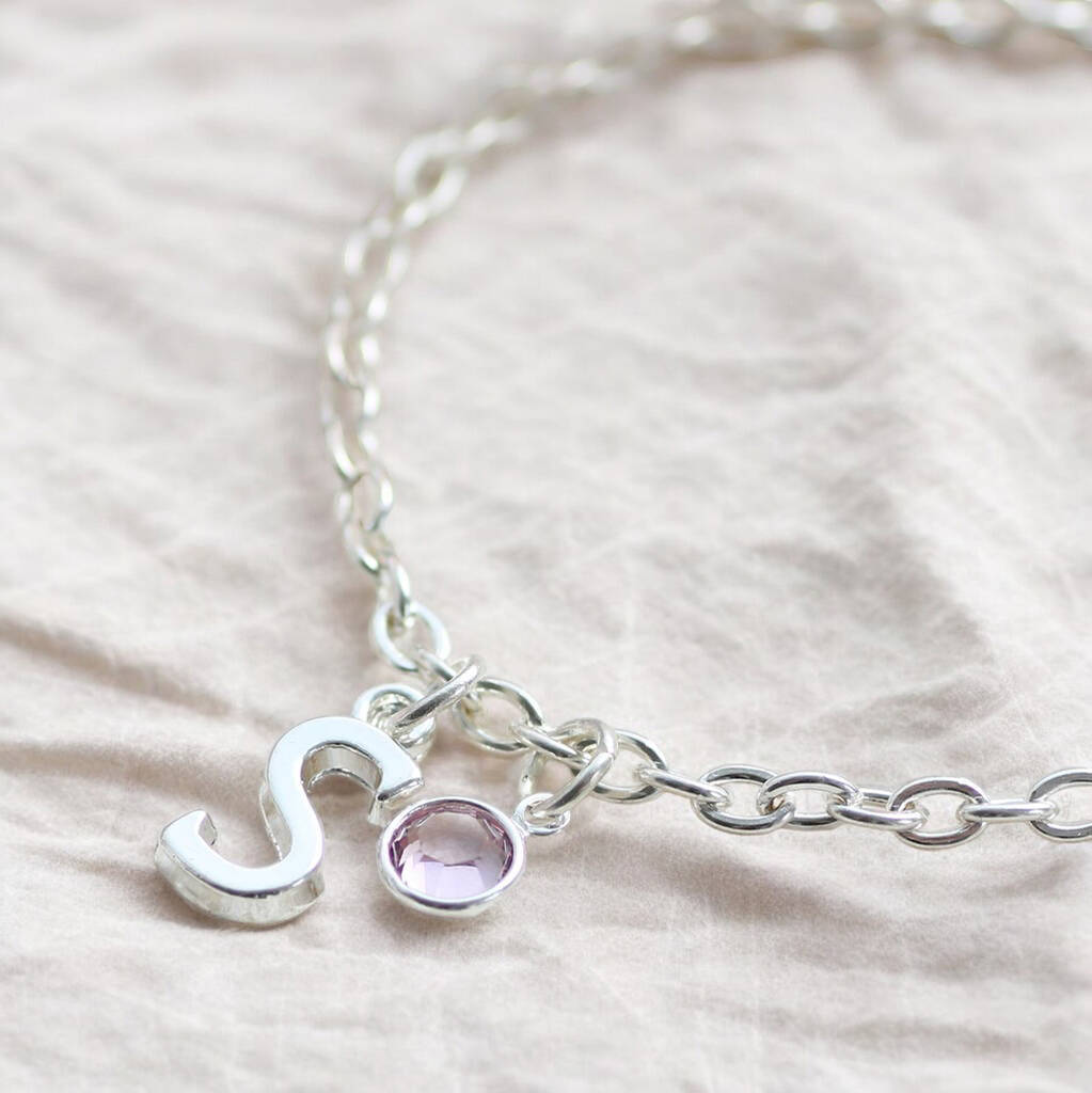 Joy Initial Charm Birthstone Armband Silber Swarovski