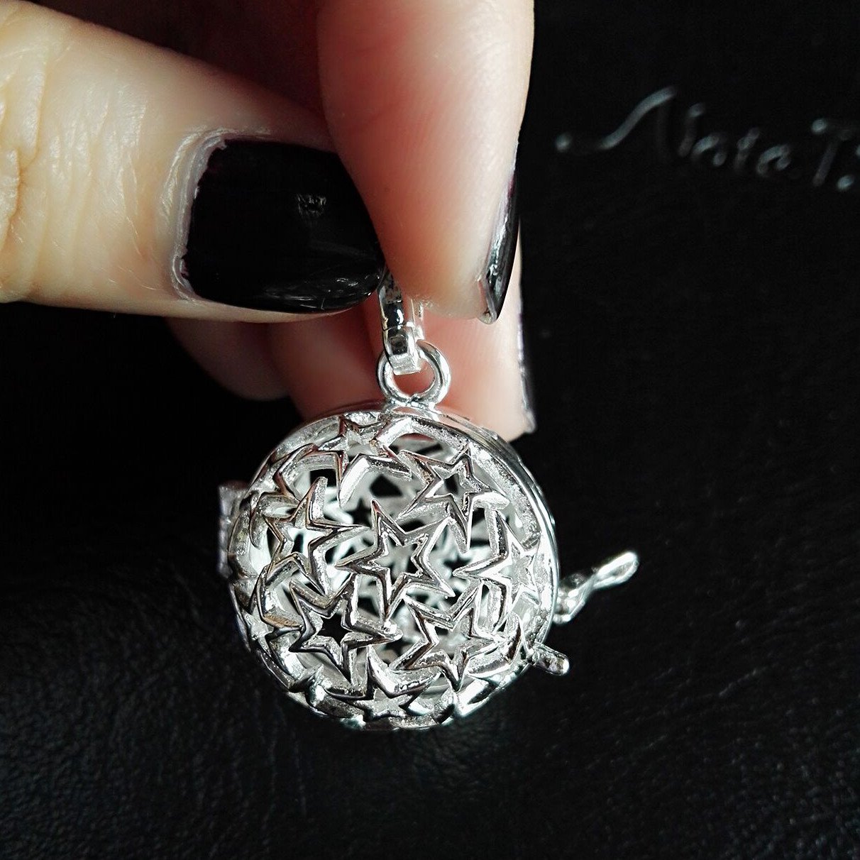 Eudora Harmony Bola Halskette Klangkugel Silber oxidiert