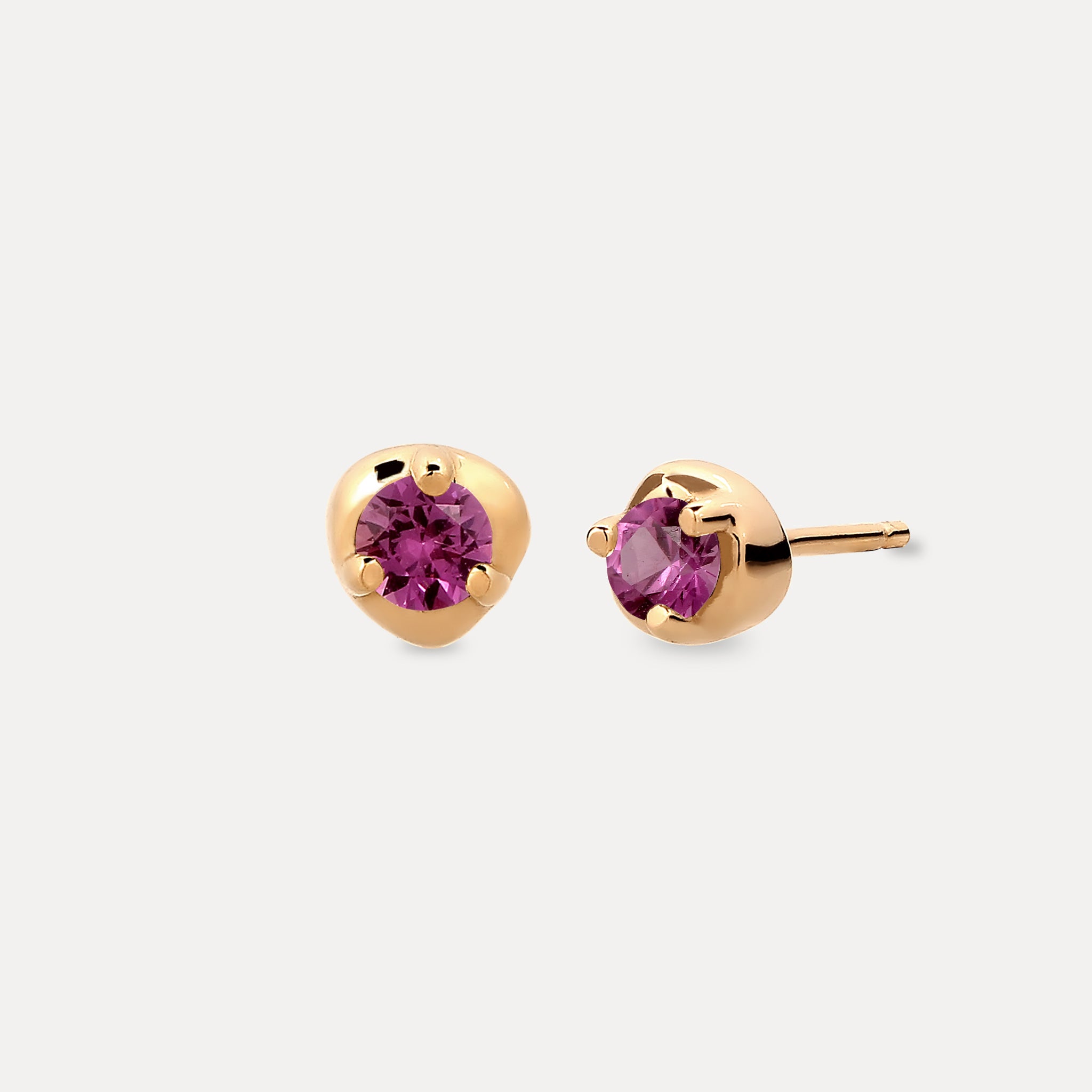 Stilnest Mini Birthstone Ohrstecker Granat Januar Gold Vermeil
