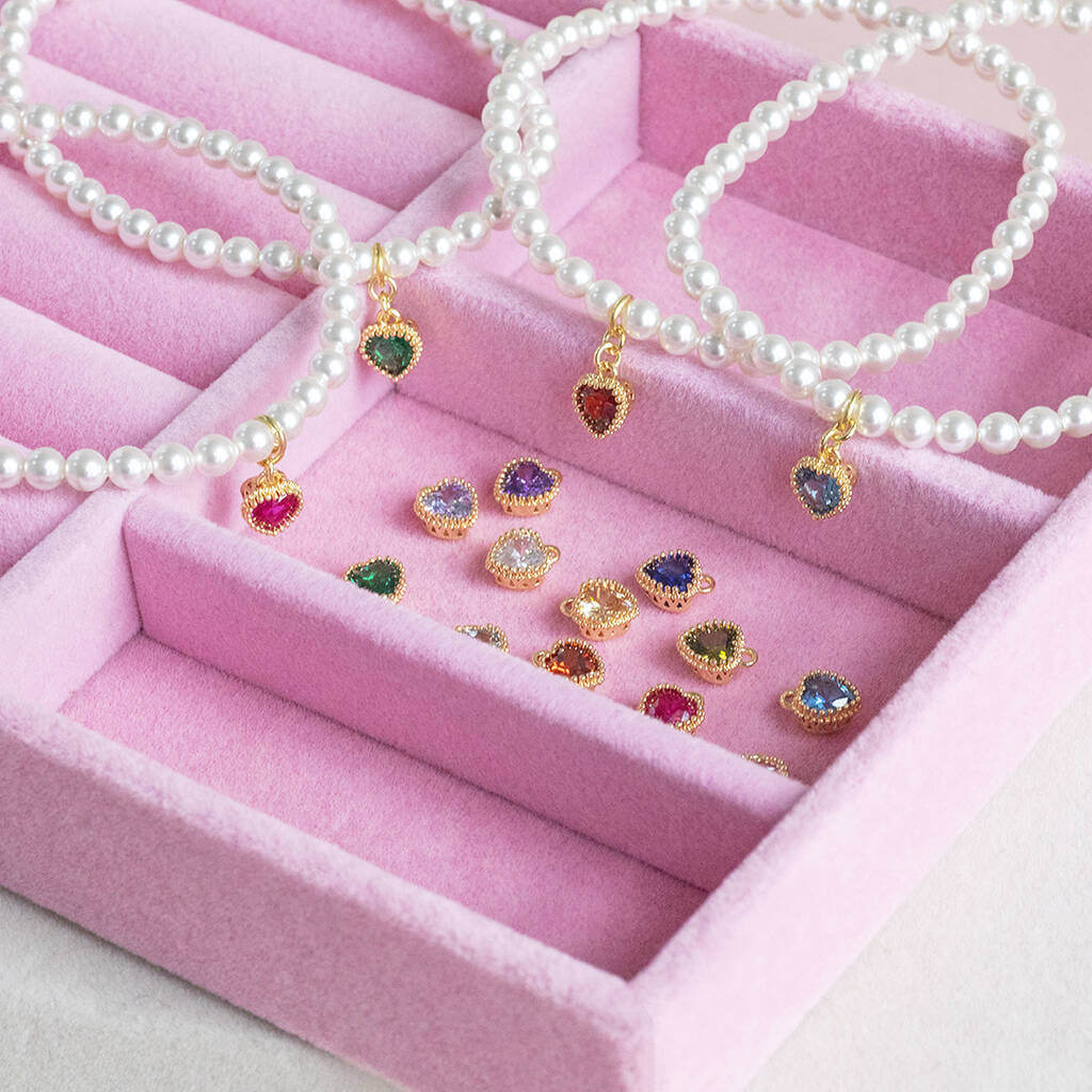 Joy by Corrine Smith Pearl Herz Armband Geburtsstein Gold