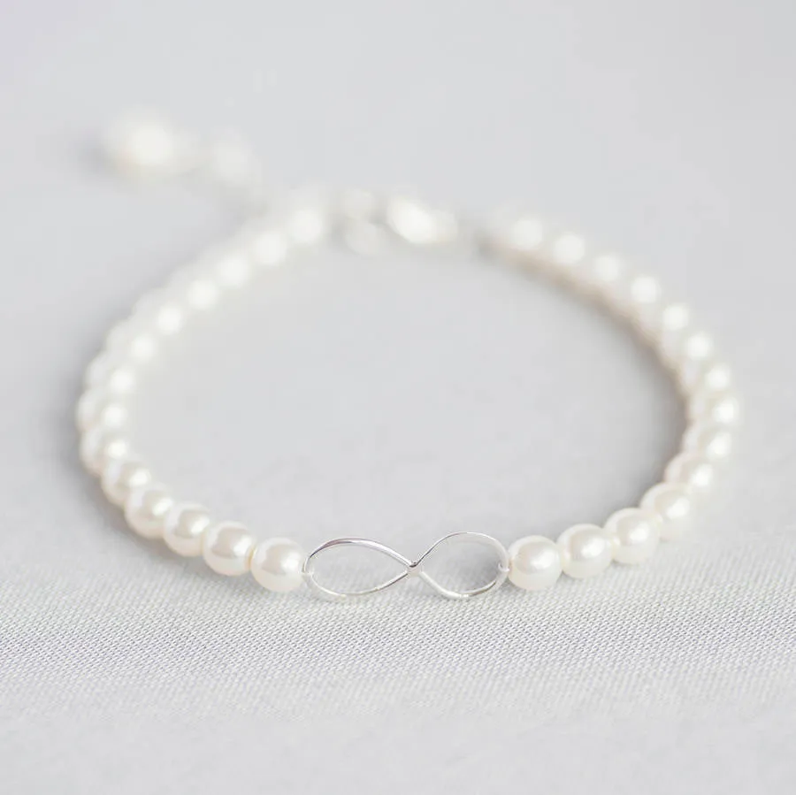 Joy by Corrine Smith Infinity Perlenarmband Sterlingsilber
