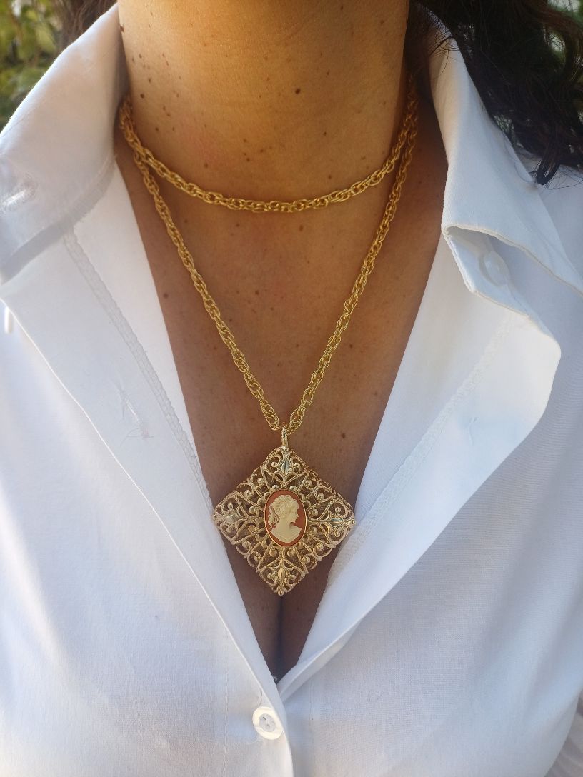 Alevá Bijoux Cammei Pouff Anhänger Karneol Gold