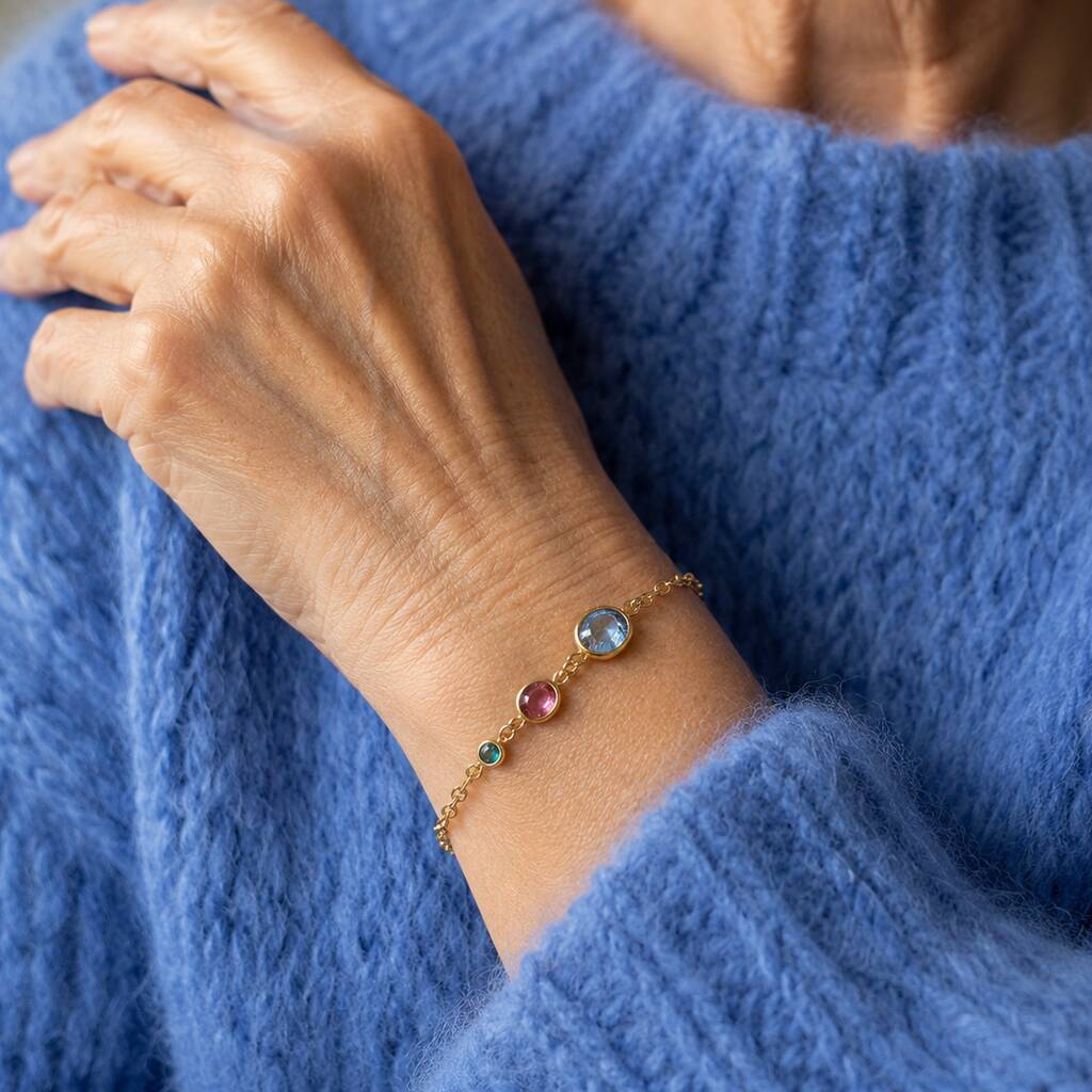 Joy by Corrine Smith Three Generations Birthstone Armband Gold