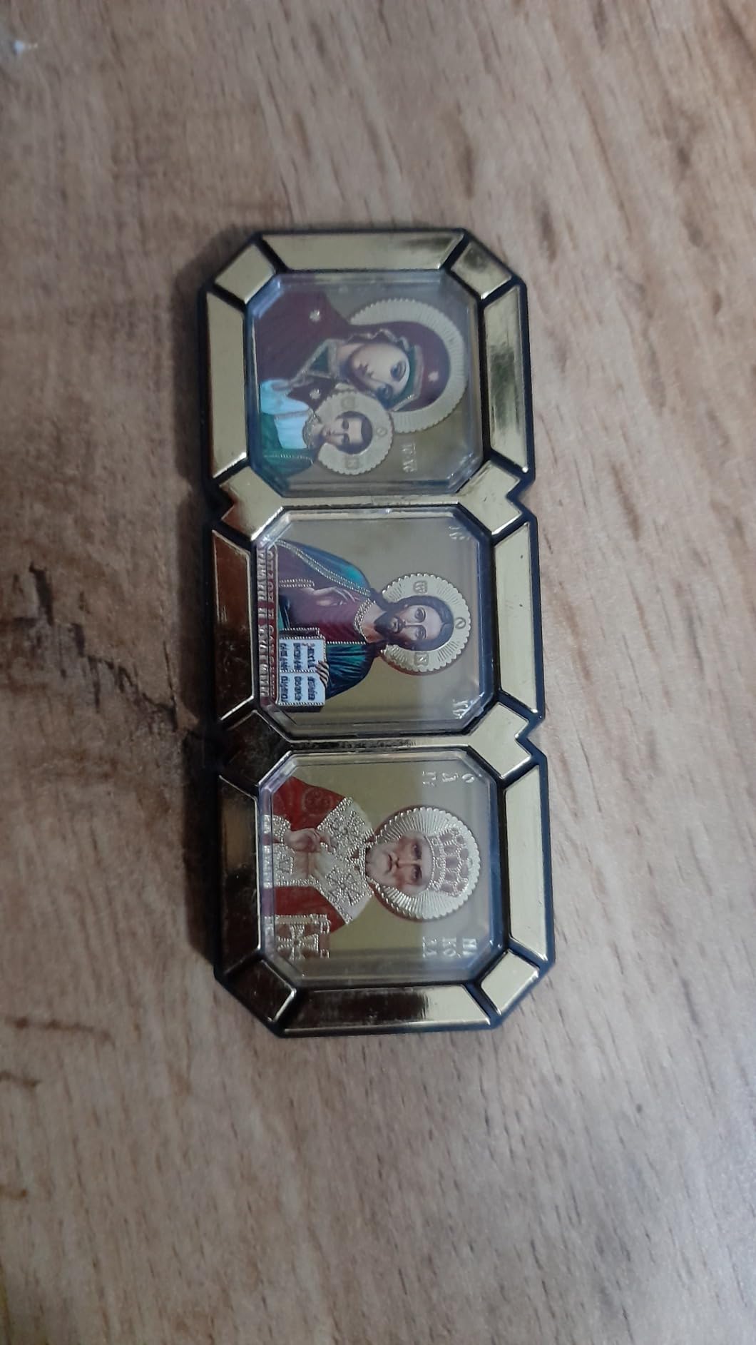 NKlaus RELIGIOUS ICONS Auto-Triptychon Kasan 8,5 cm