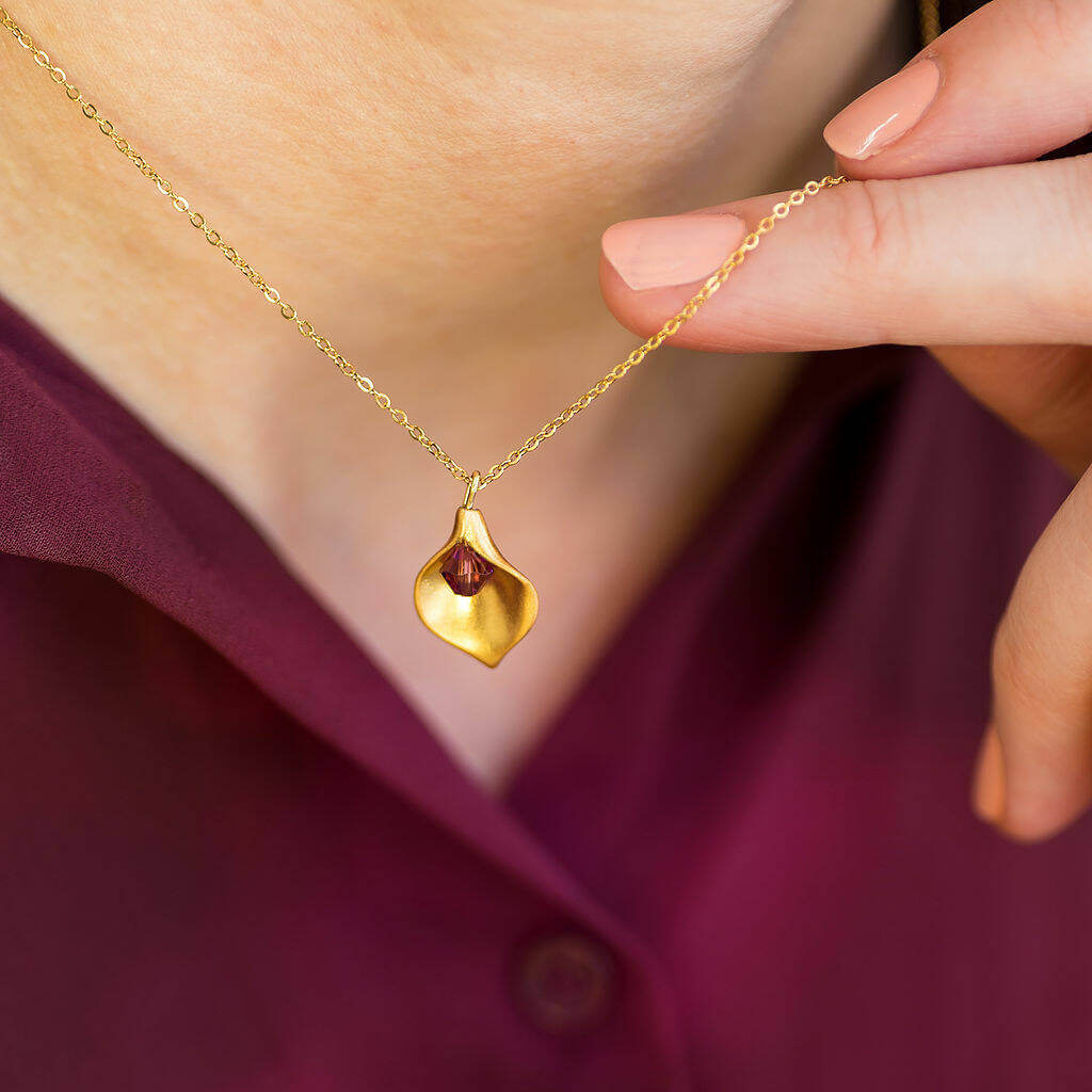 Joy by Corrine Smith Calla Lily Geburtsstein Halskette Gold
