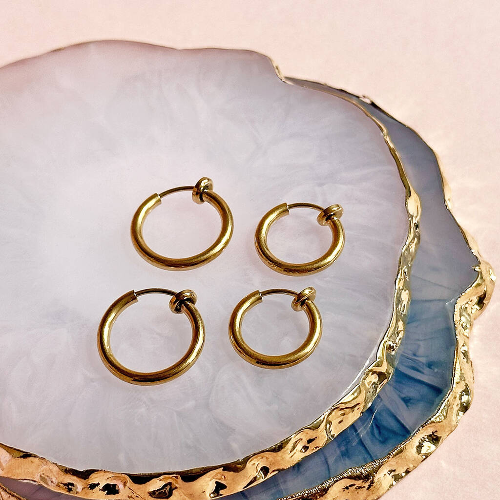 Joy by Corrine Smith Huggie Hoops Creolen Gold 1,4cm