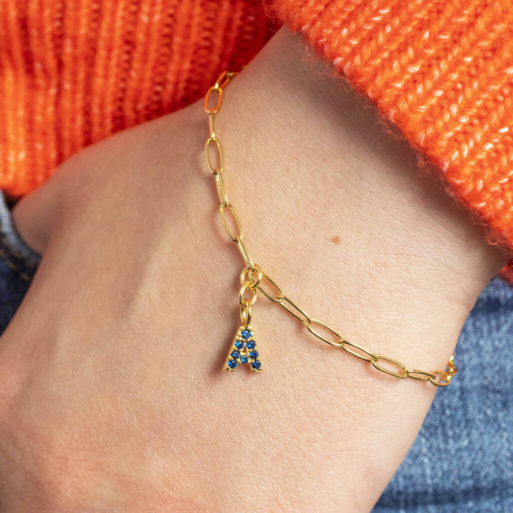 Joy by Corrine Smith Charm Armband Gold Initial Geburtsstein