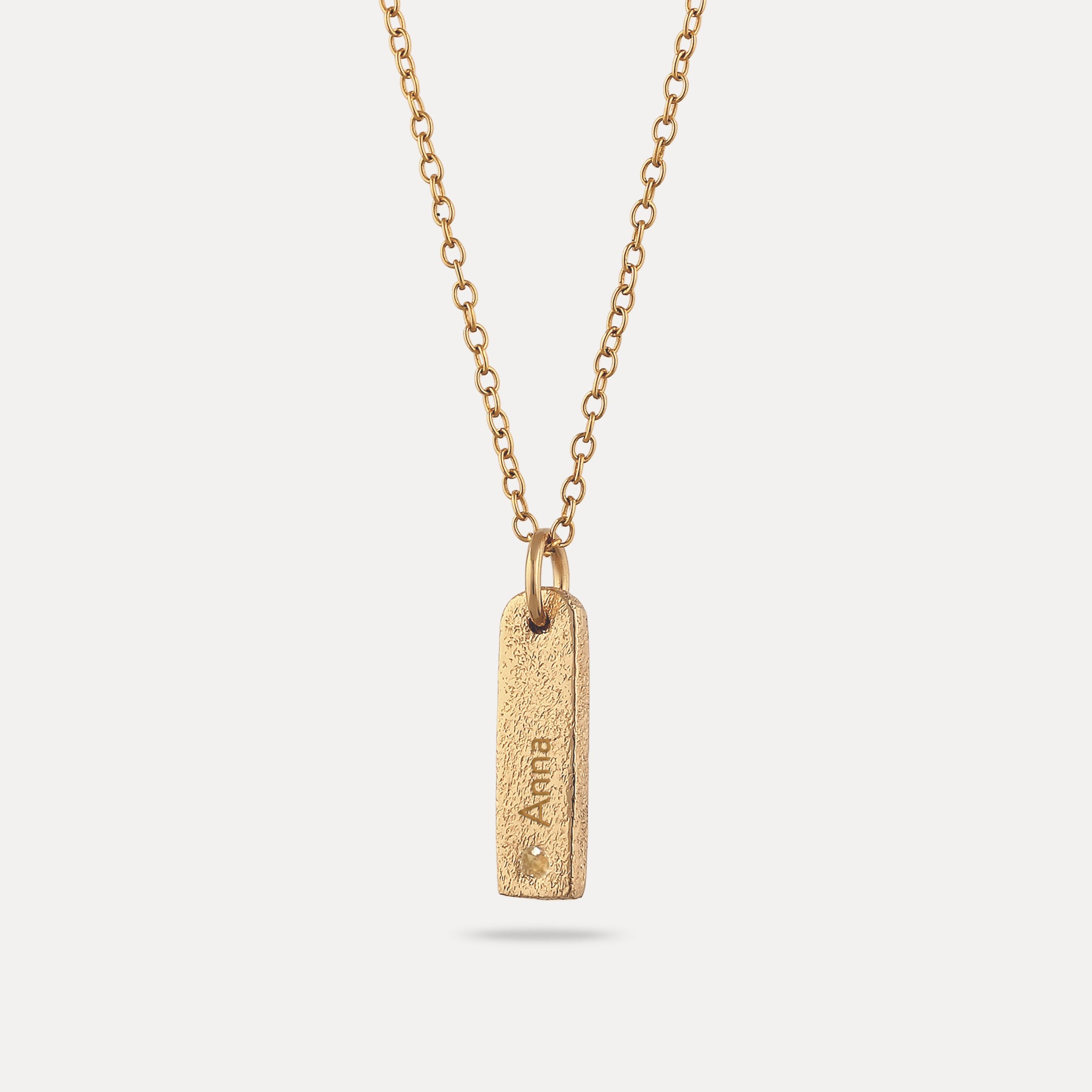 Stilnest Mandarin Granat Bar Anhänger Gold Vermeil gravierbar