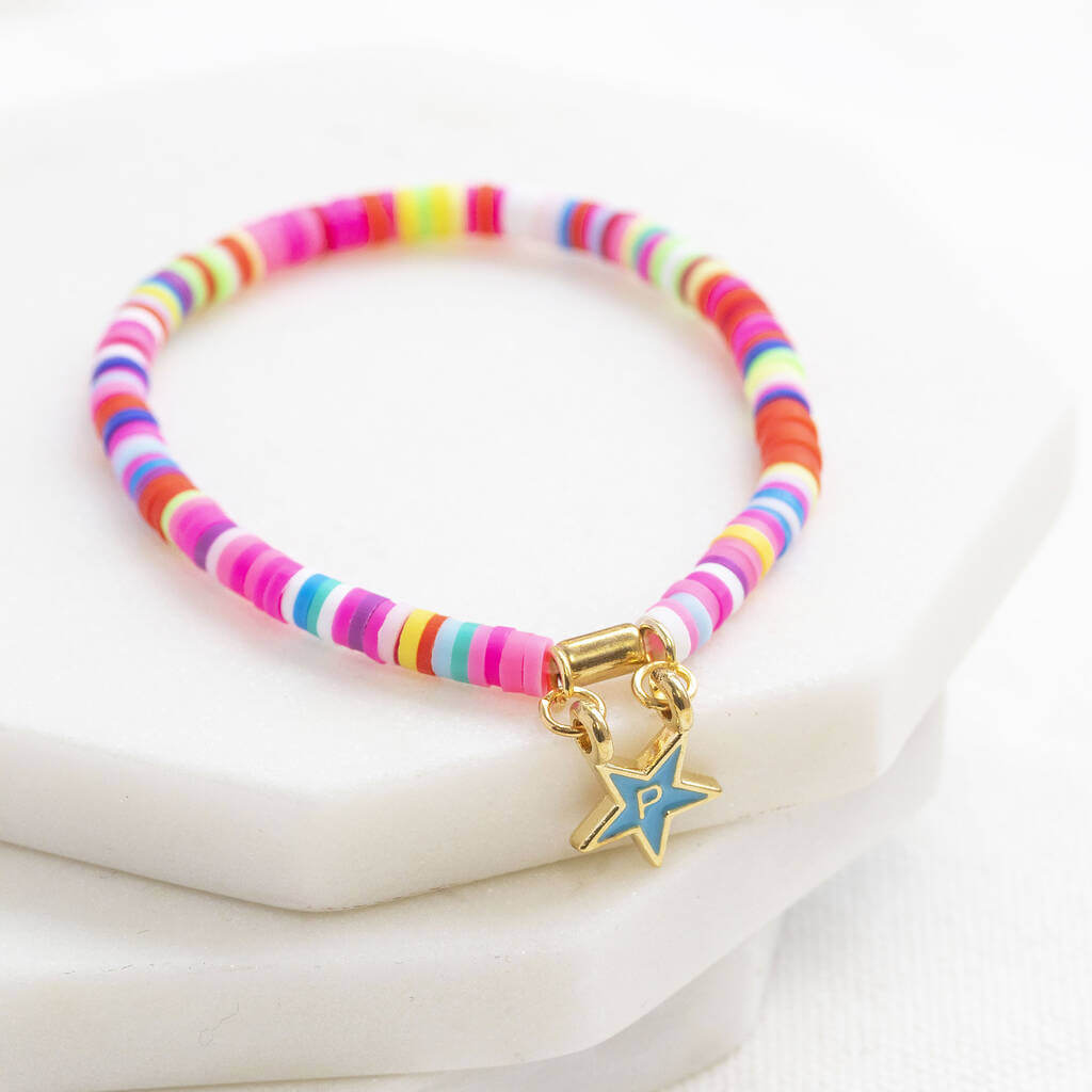 Joy by Corrine Smith Enamel Star Stretch Armband Initiale Gold