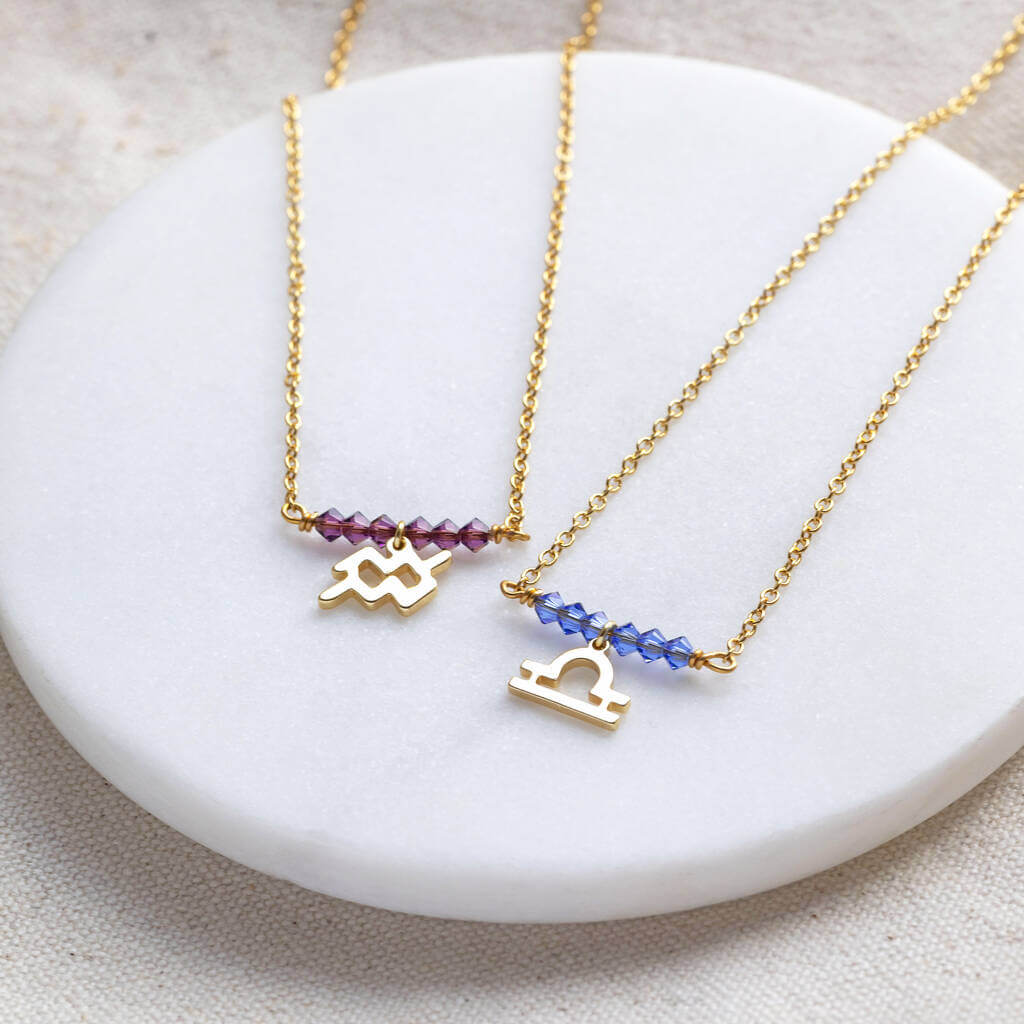 Joy by Corrine Smith Birthstone Bar Halskette Zodiac Gold