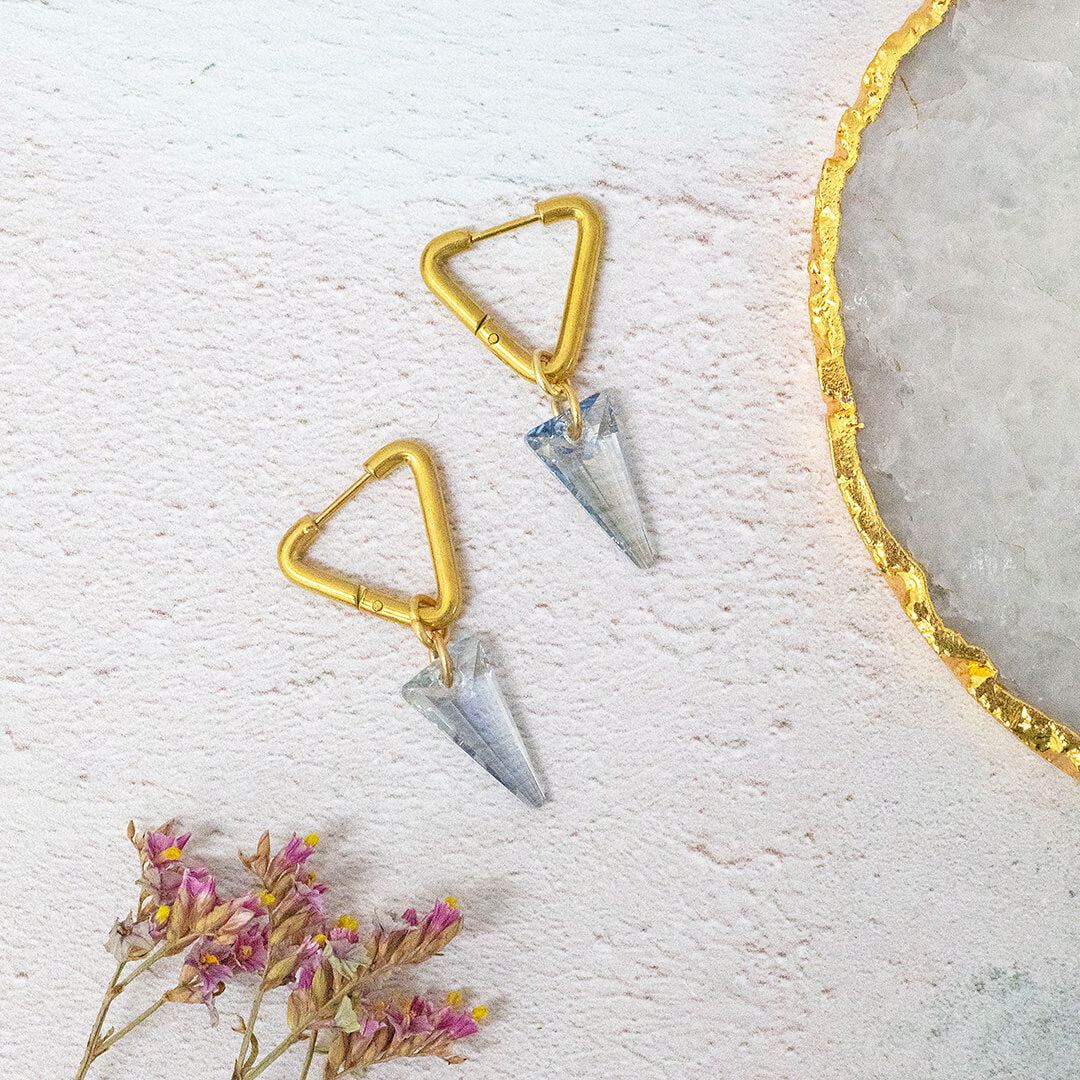 Joy by Corrine Smith Ero Triangle Ohrringe Gold Blau Swarovski