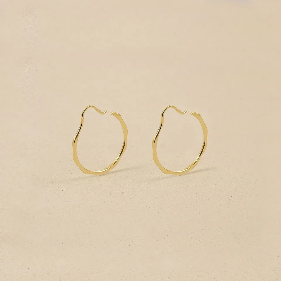 Stilnest Fluid Creolen Ohrringe 585 Gold organisch