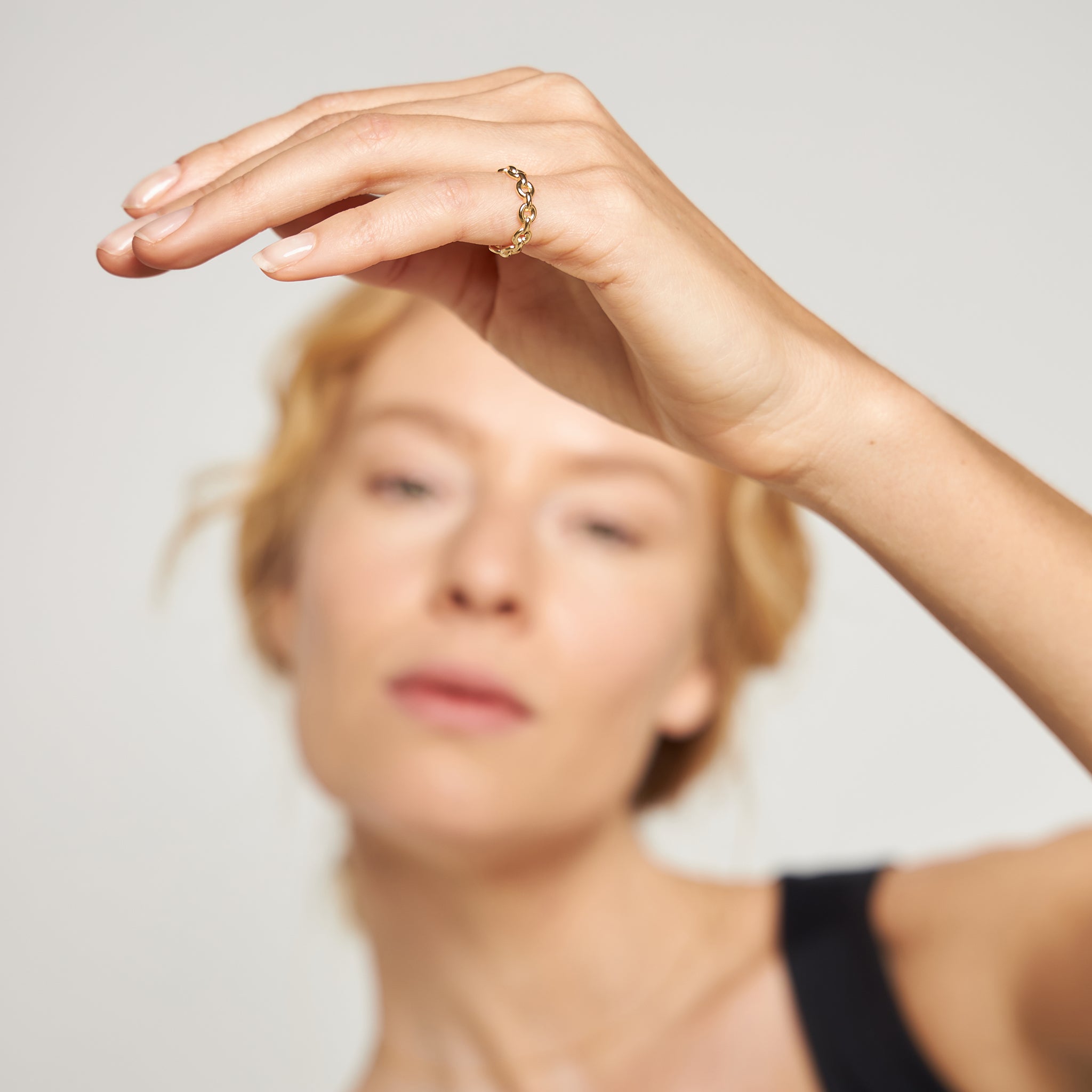 Stilnest Bold Chain Ring 24k Gold Vermeil Größe 52