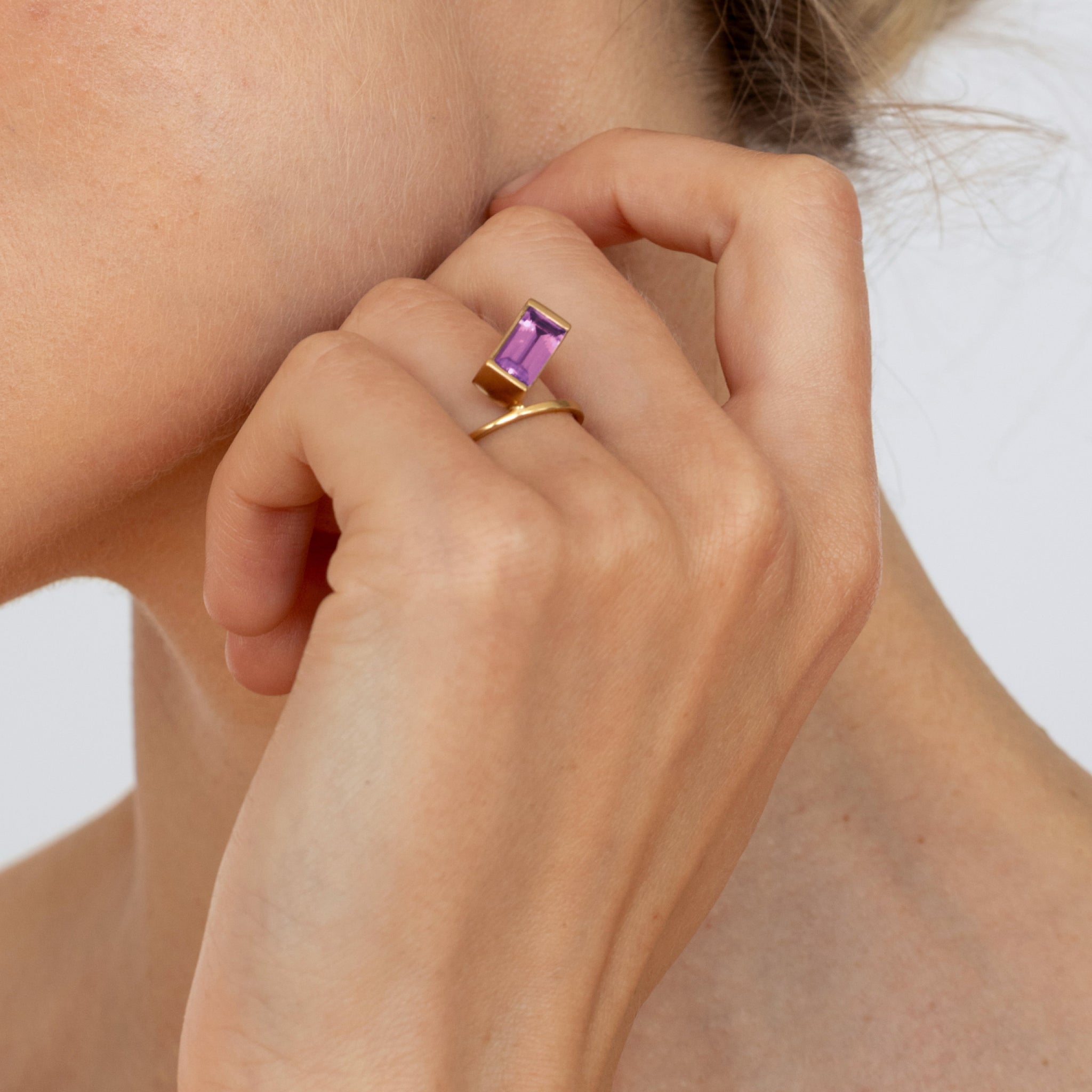 Stilnest Amethyst Balance Baguette Ring 24k Gold Vermeil