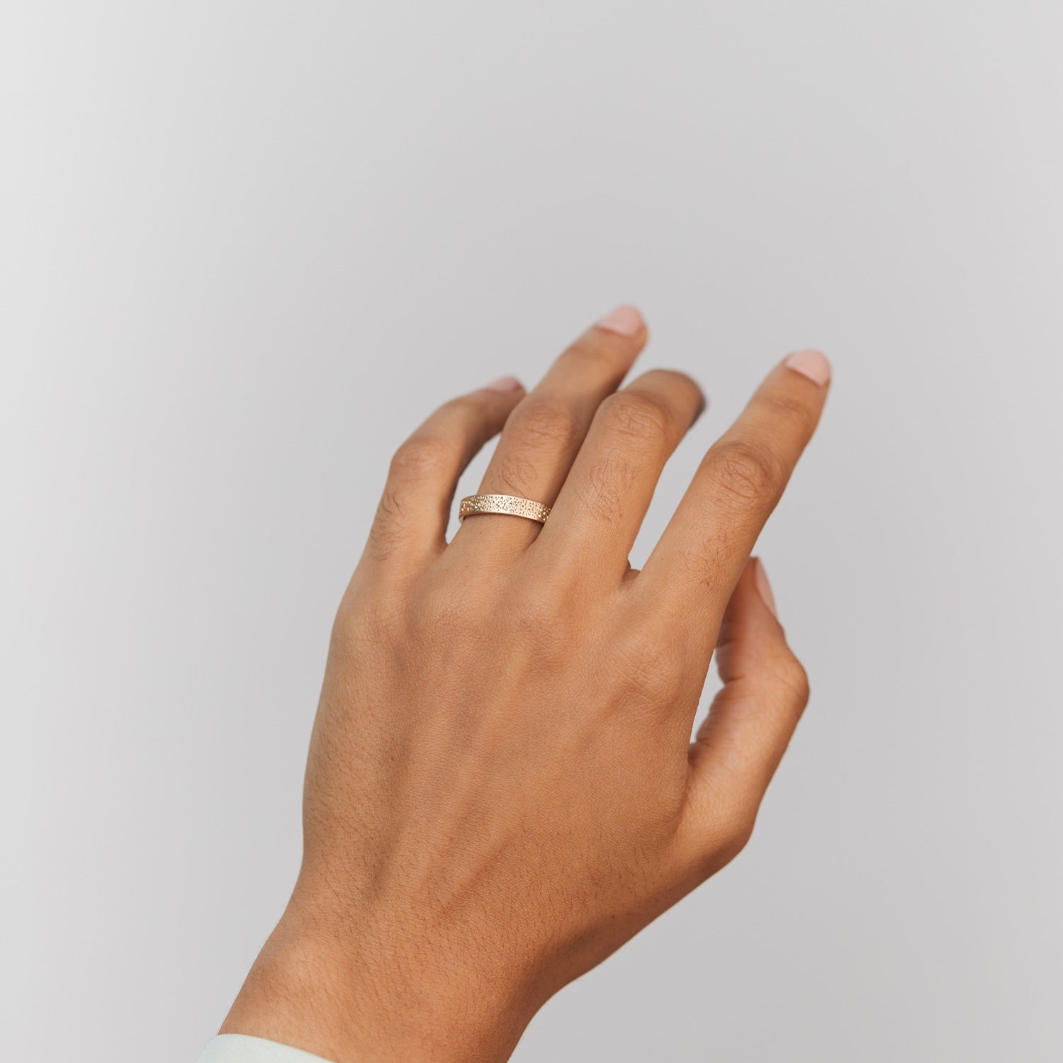 Stilnest Dotted Fair Band Ring 585 Gold Fairtrade 52