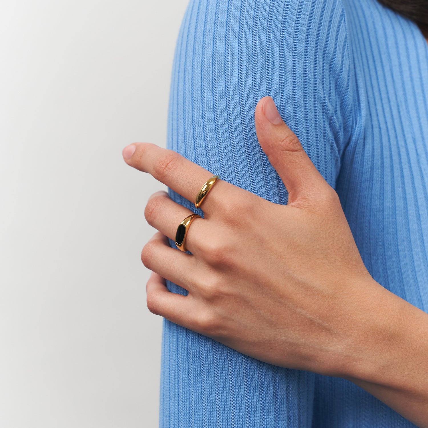 Stilnest Bombé Bold Ring Schwarz Emaille 24k Gold Vermeil