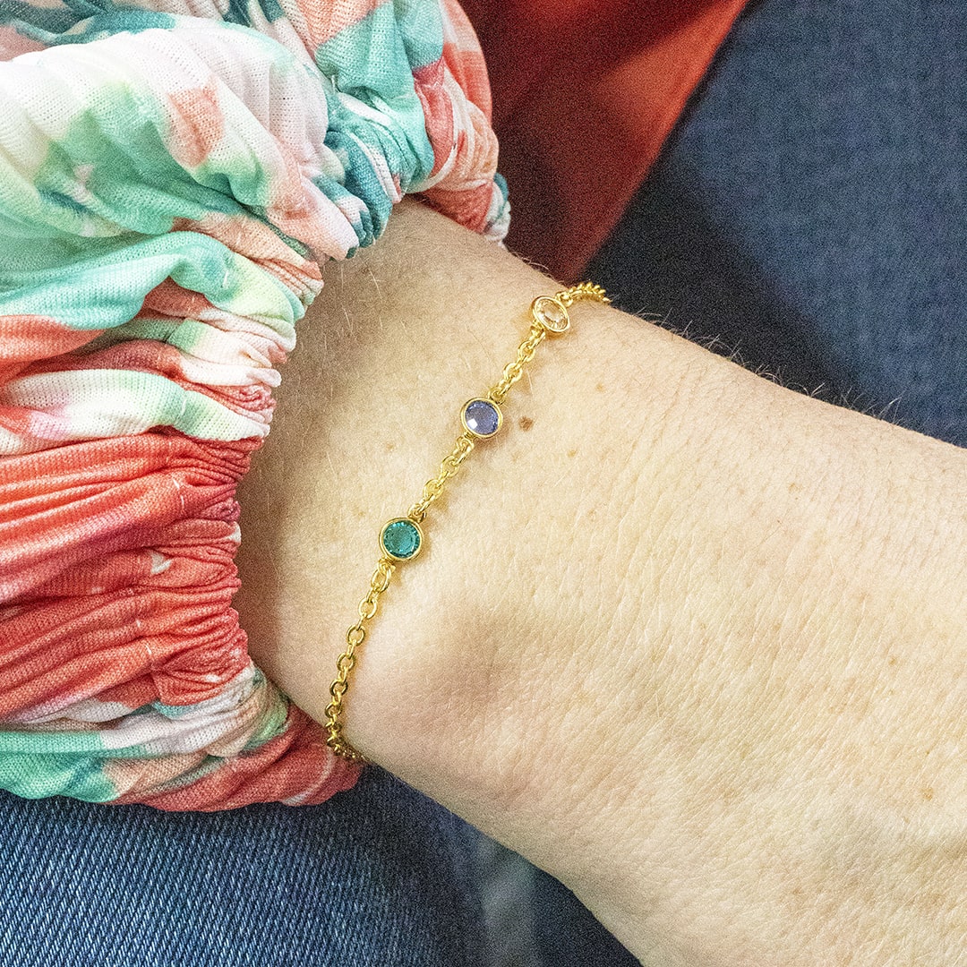 Joy by Corrine Smith Mini Gold Family Birthstone Armband Gold